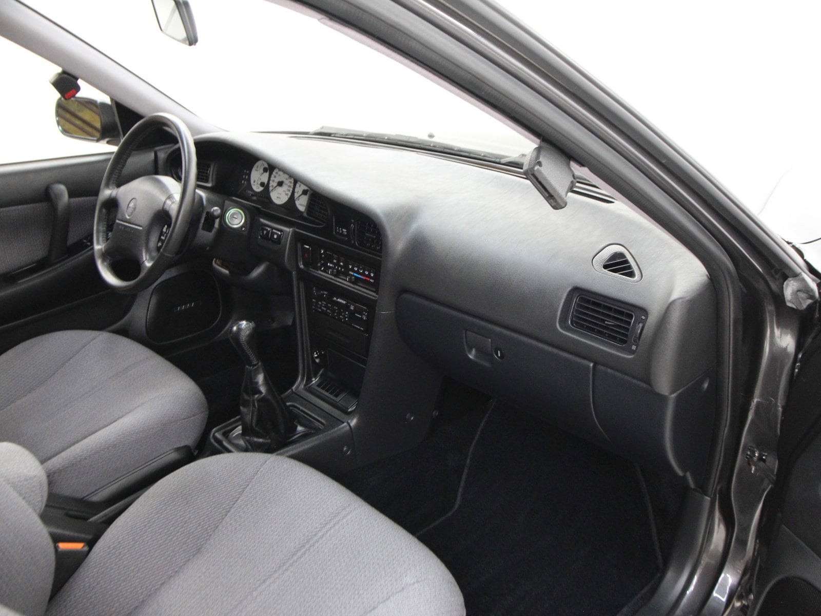 1992 Nissan Maxima 15