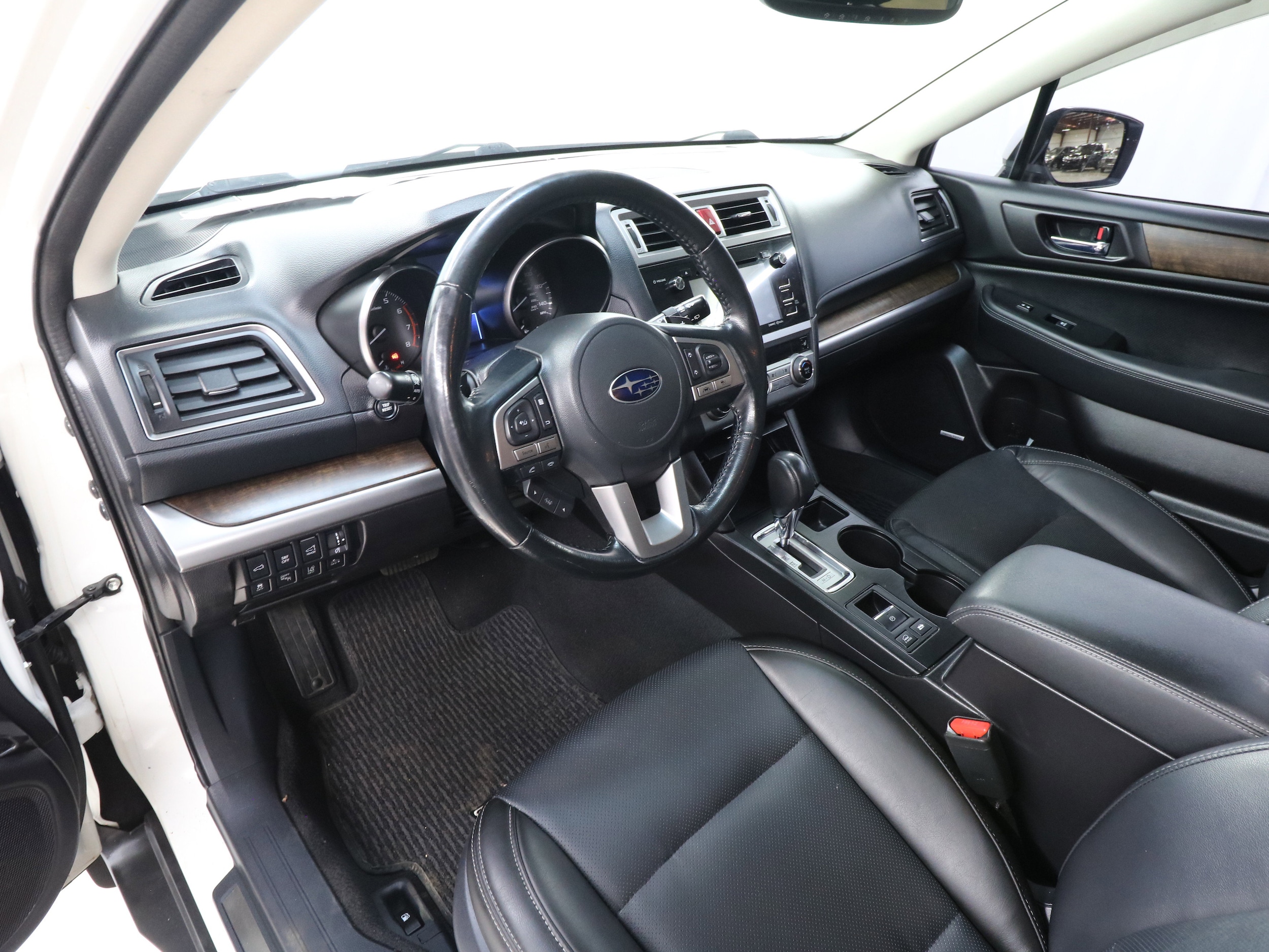 2016 Subaru Outback 9