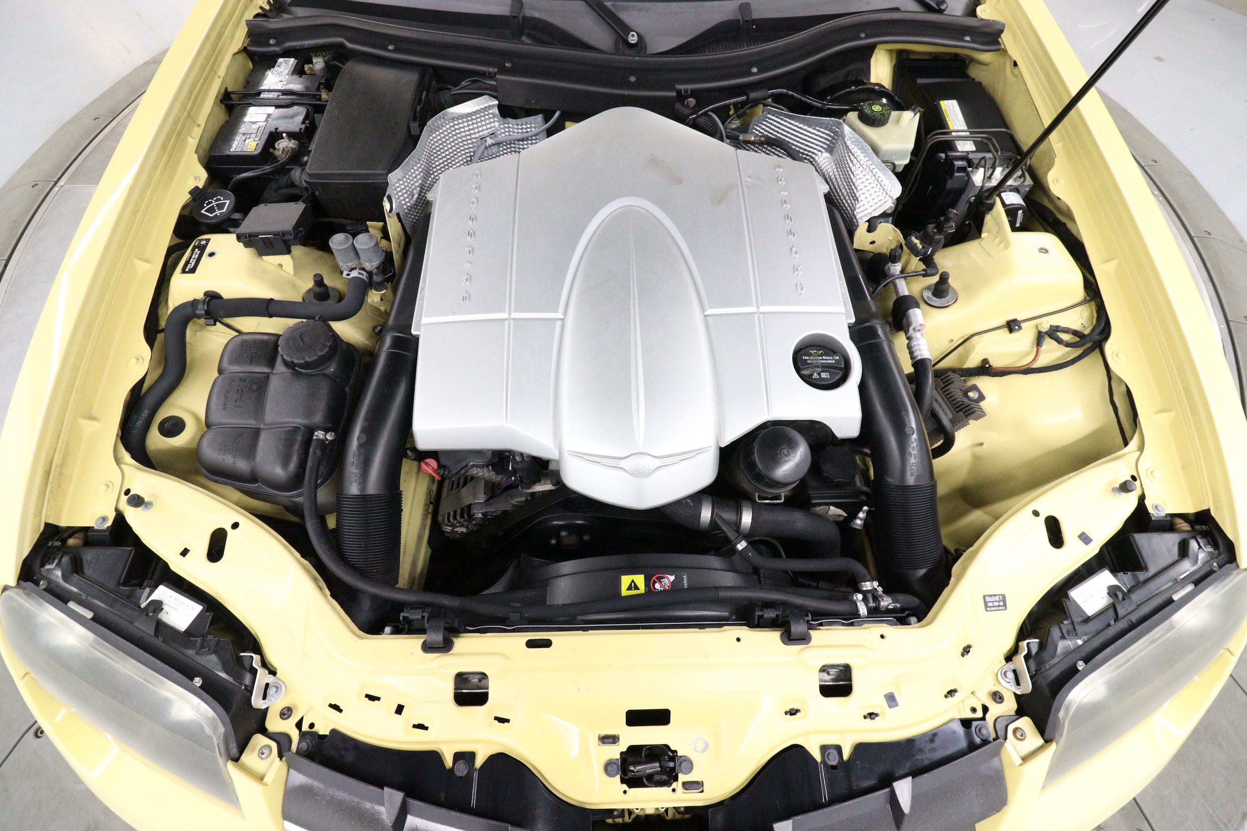 2005 Chrysler Crossfire 32