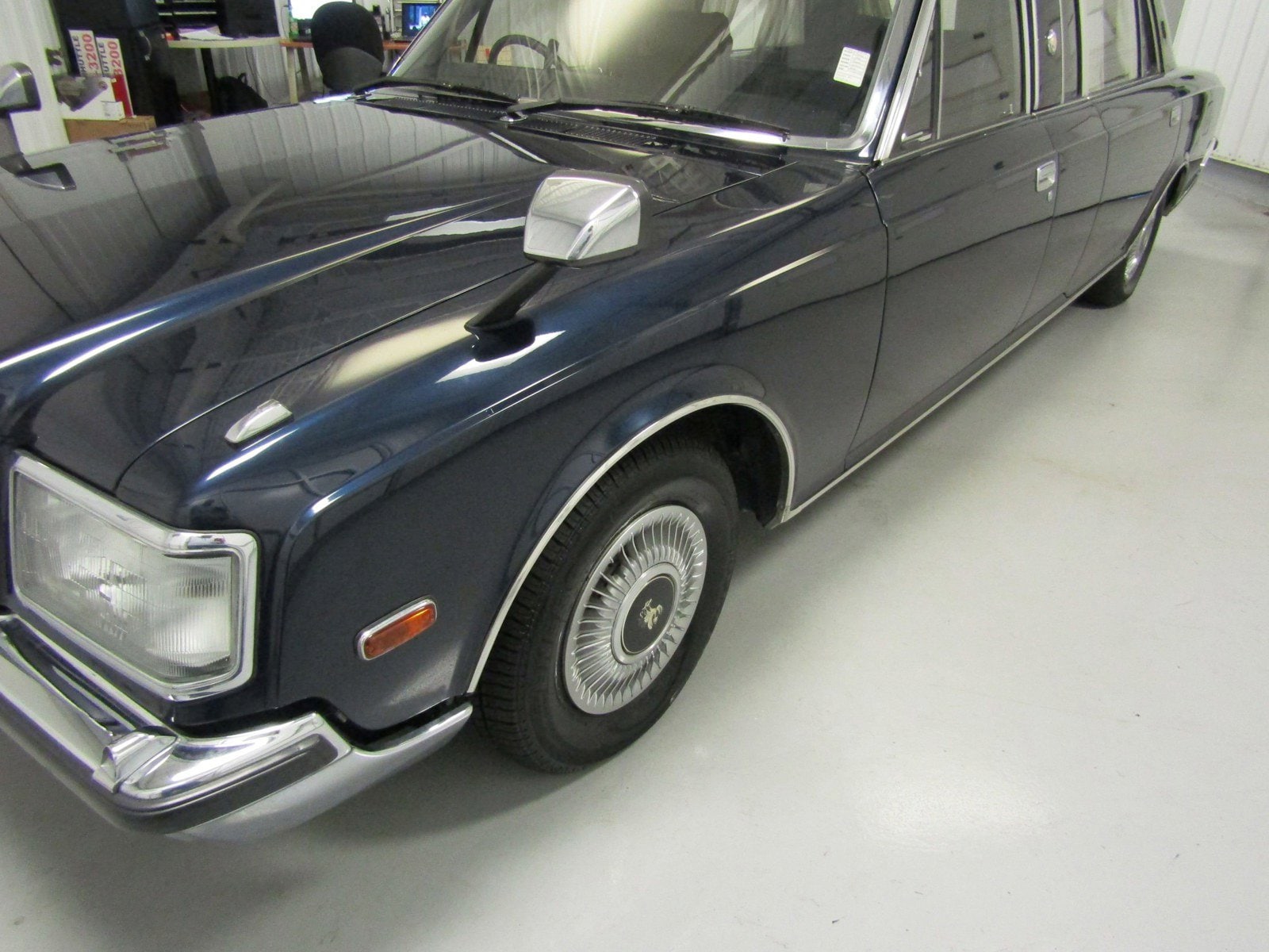 1991 Toyota Century 39