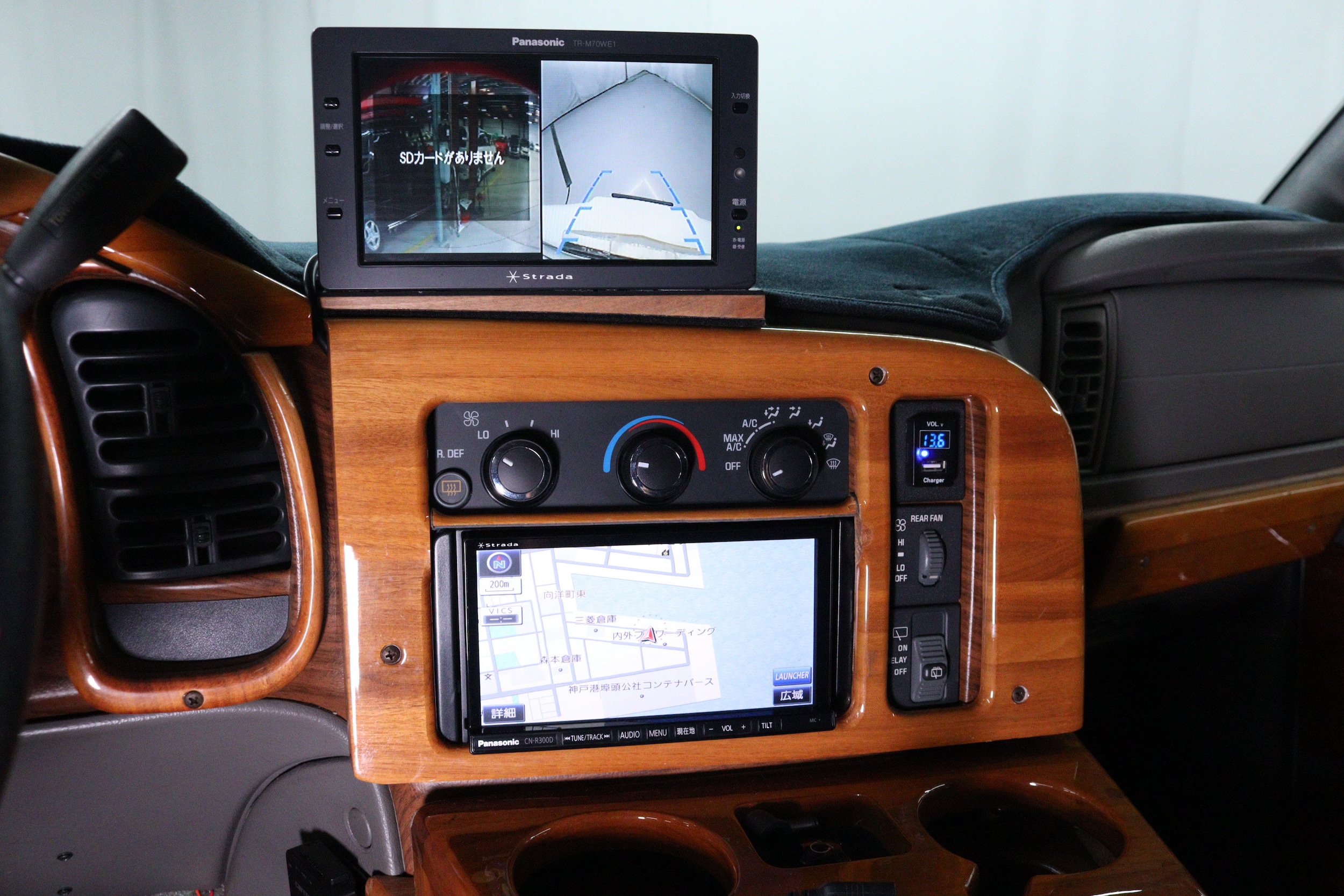 2001 Chevrolet Astro Cargo Van 12