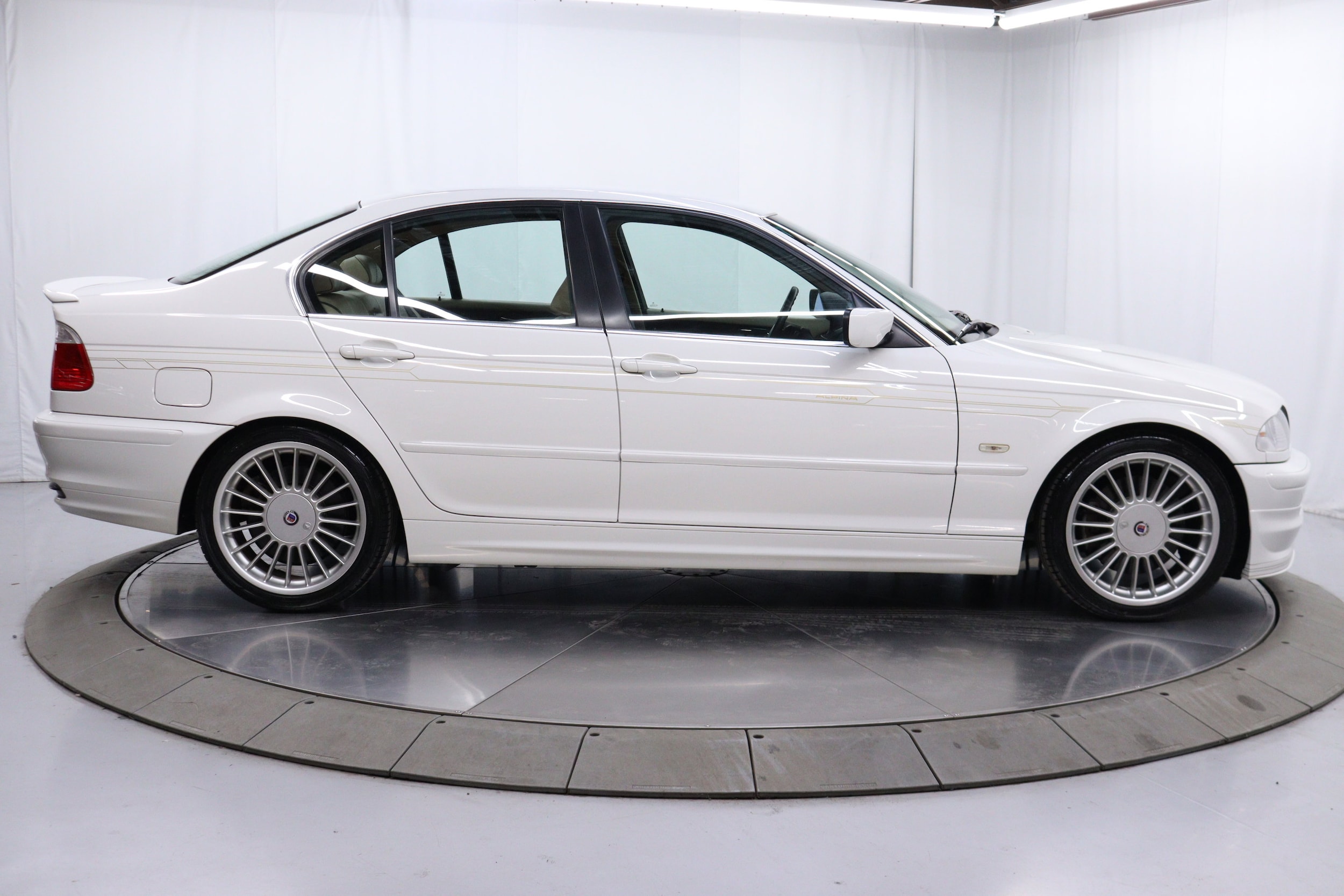 2000 BMW Alpina B3 9
