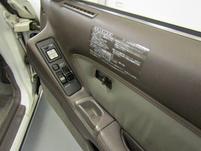 1989 Toyota Soarer 27