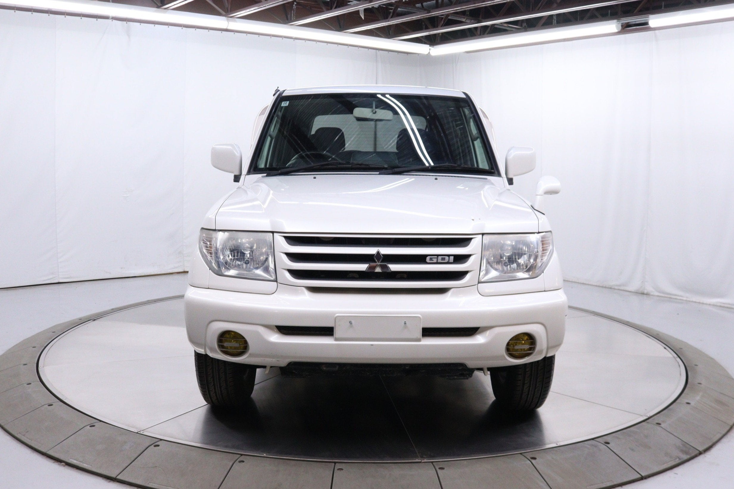 2000 Mitsubishi Pajero 3