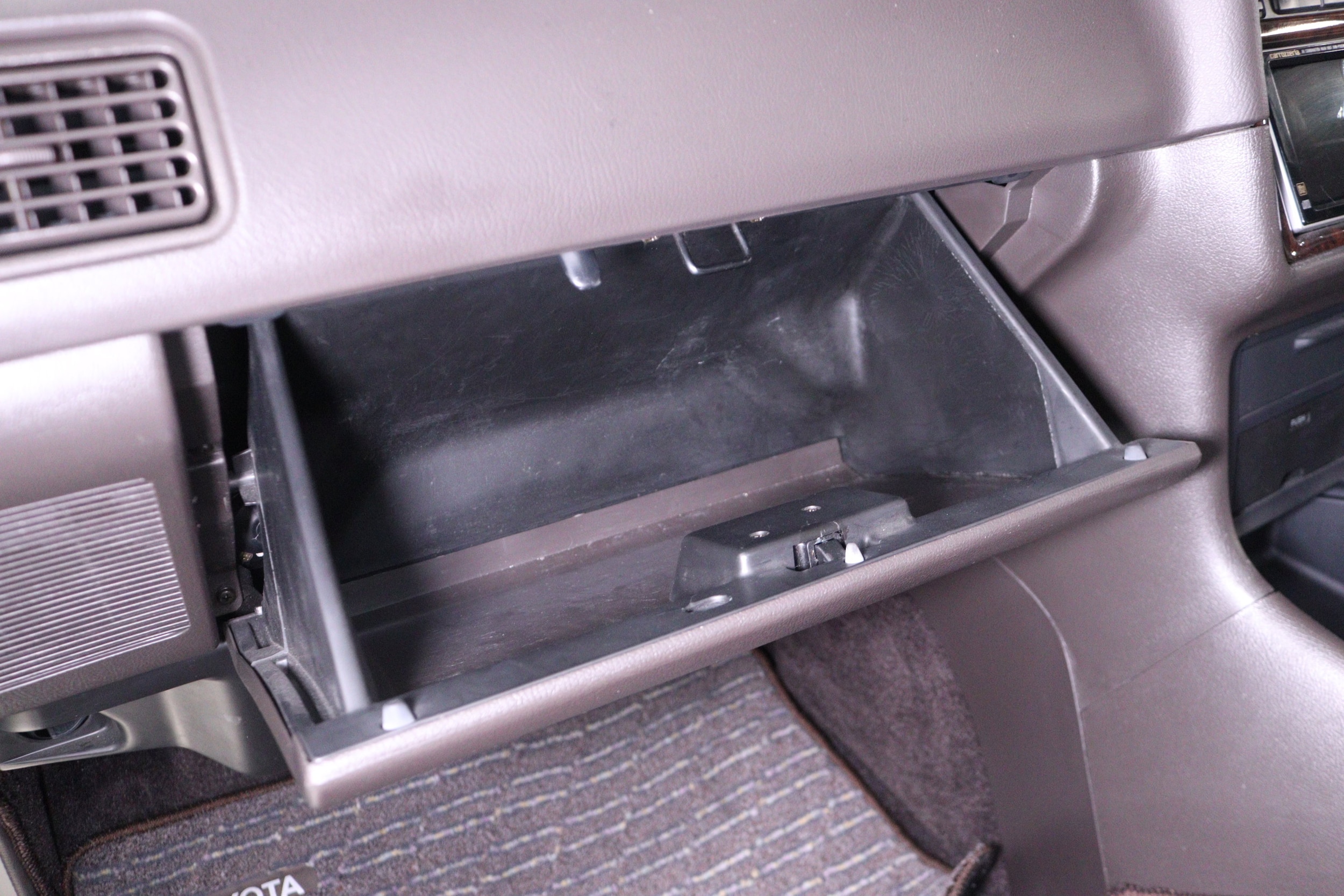 1997 Toyota Hiace 63