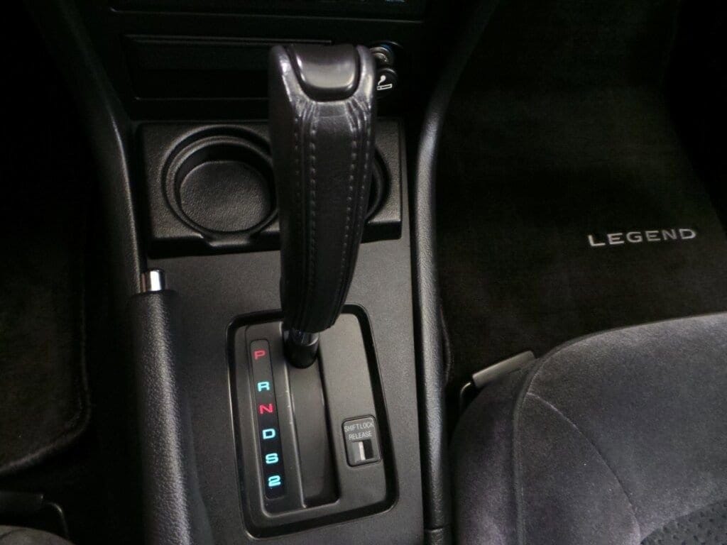1990 Acura Legend 22