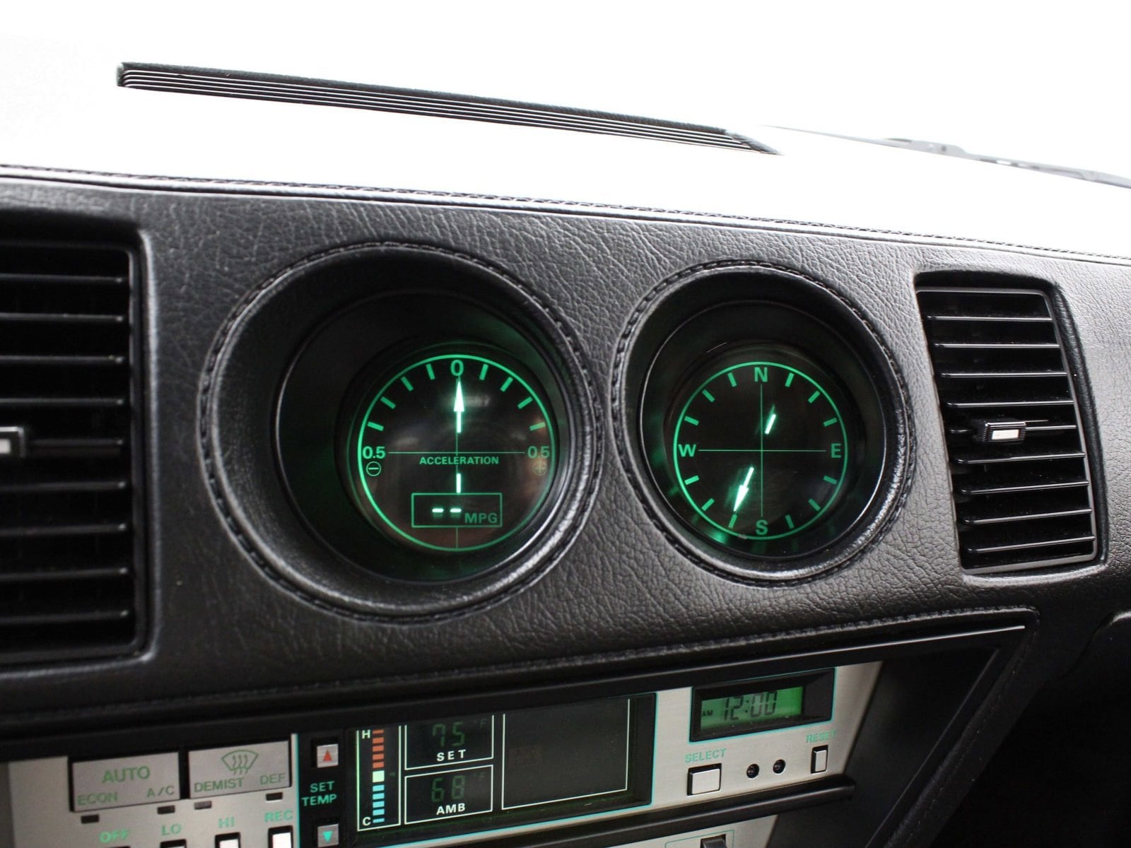 1986 Nissan 300ZX 13