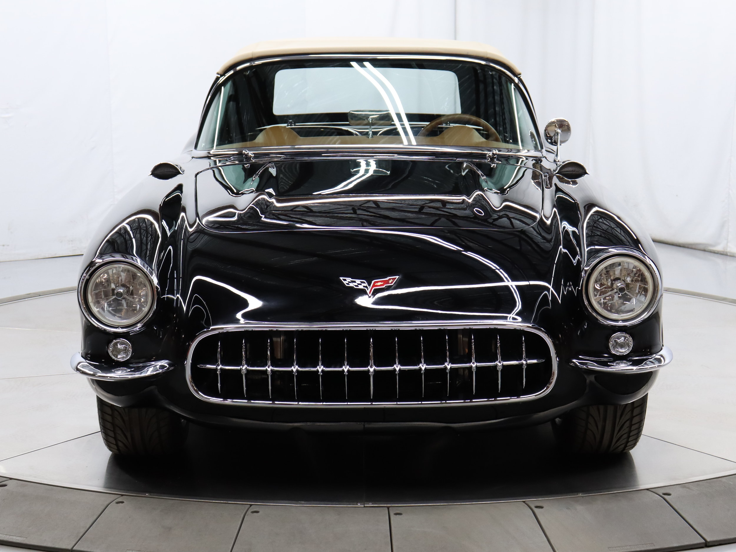 1957 Chevrolet Corvette 3