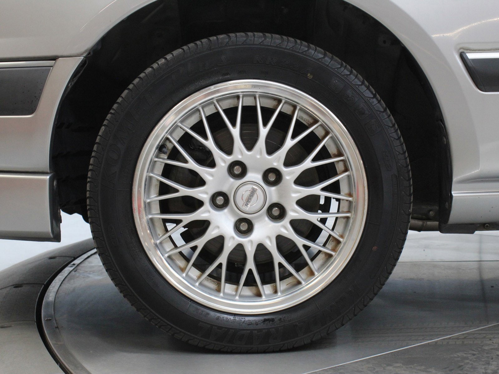 1997 Nissan Stagea 30