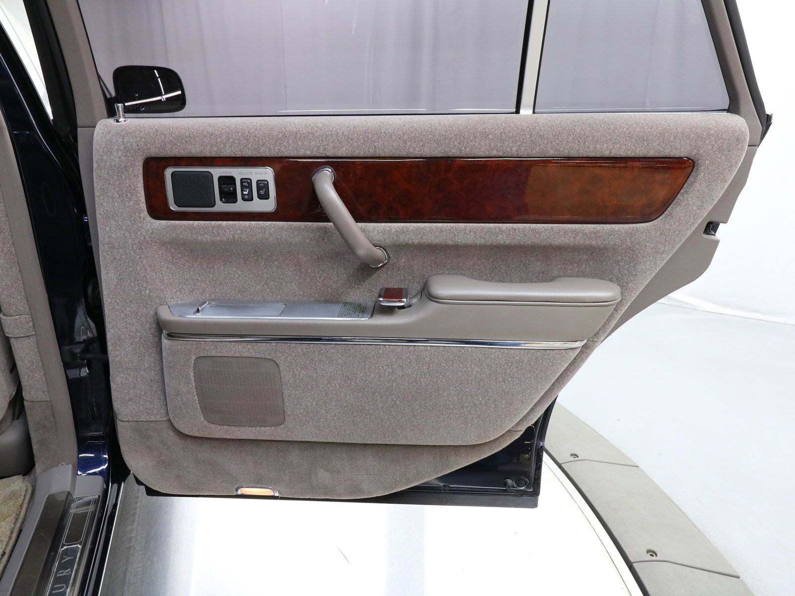 1997 Toyota Century 24