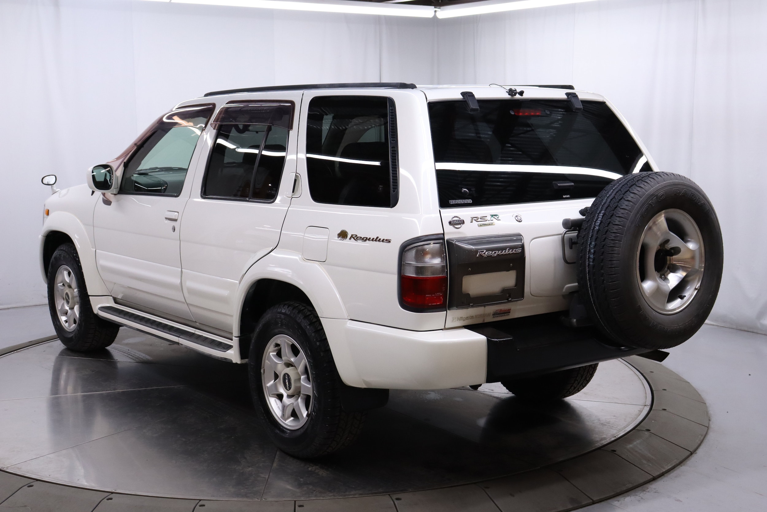 1999 Nissan Terrano Regulus 5