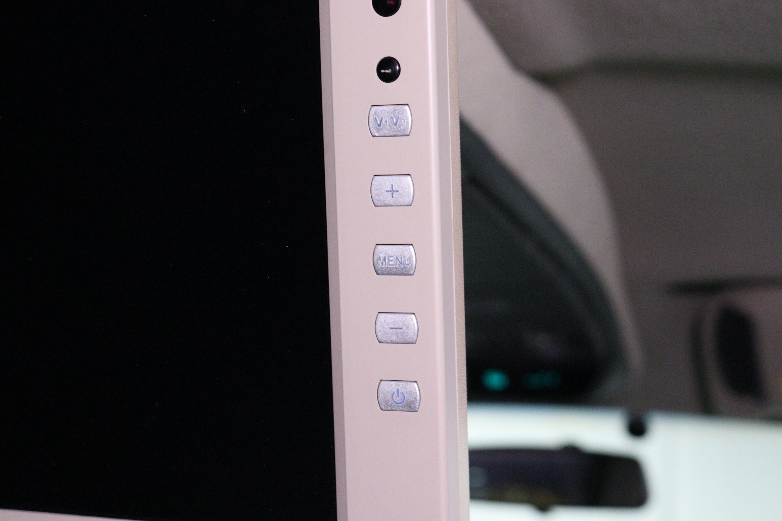 2000 Chevrolet Astro LT 67