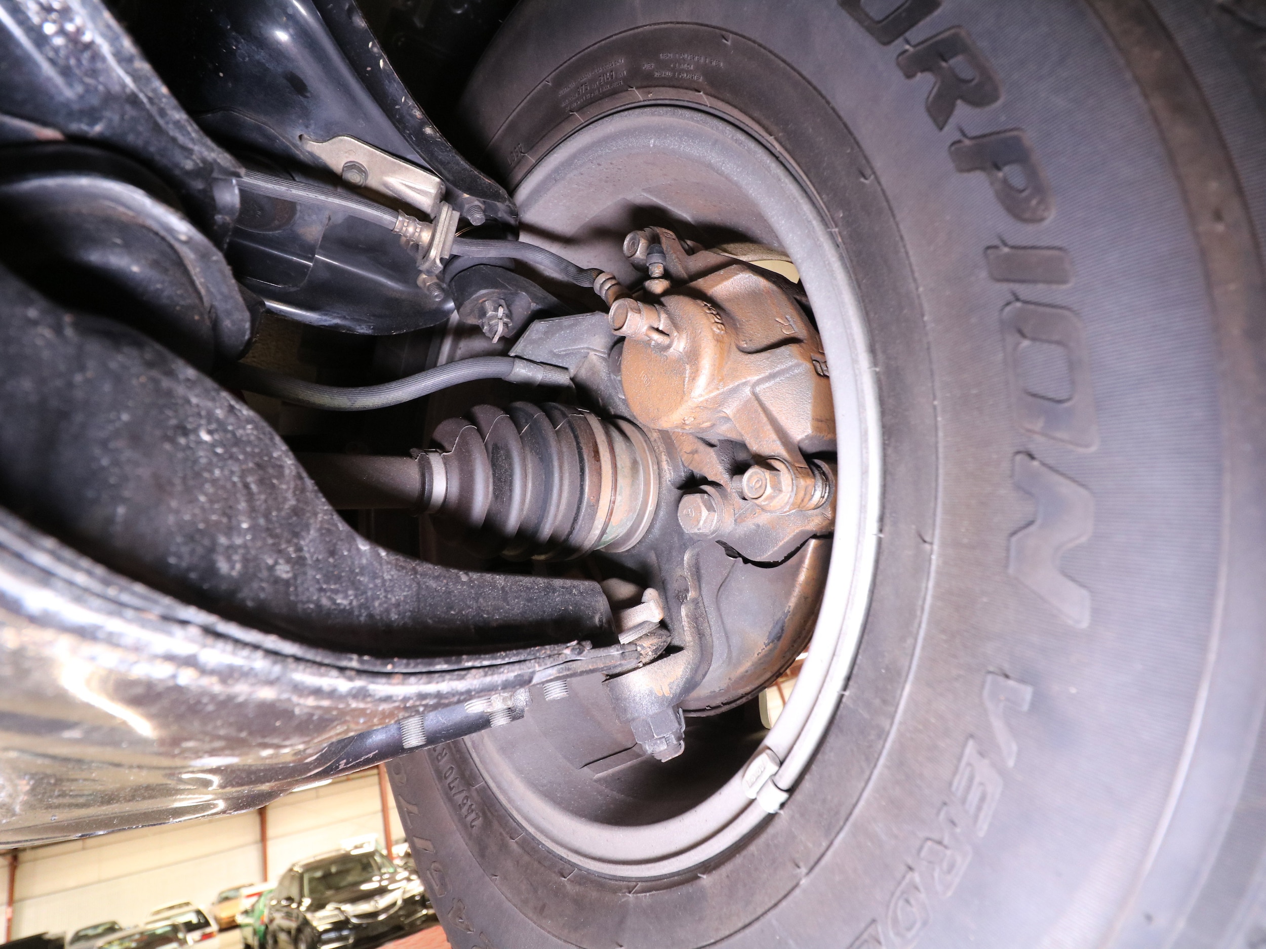 1997 Isuzu Vehicross 38