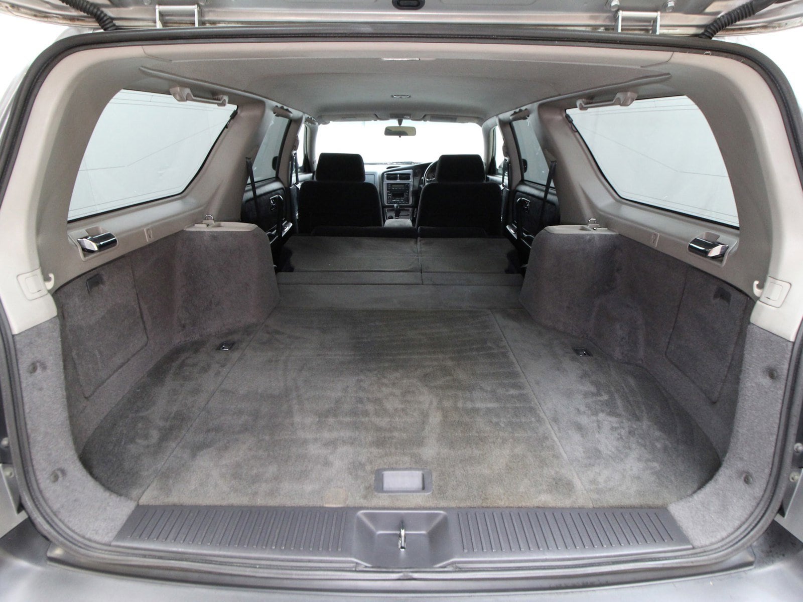 1996 Nissan Stagea 27