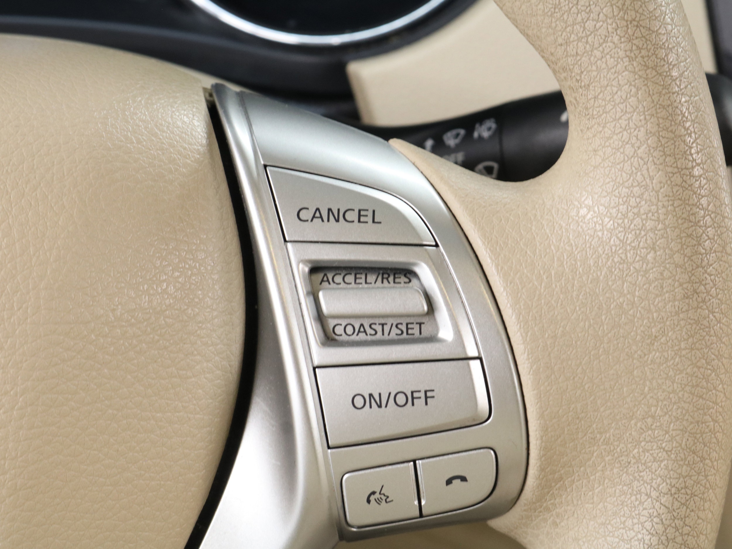 2015 Nissan Rogue 60