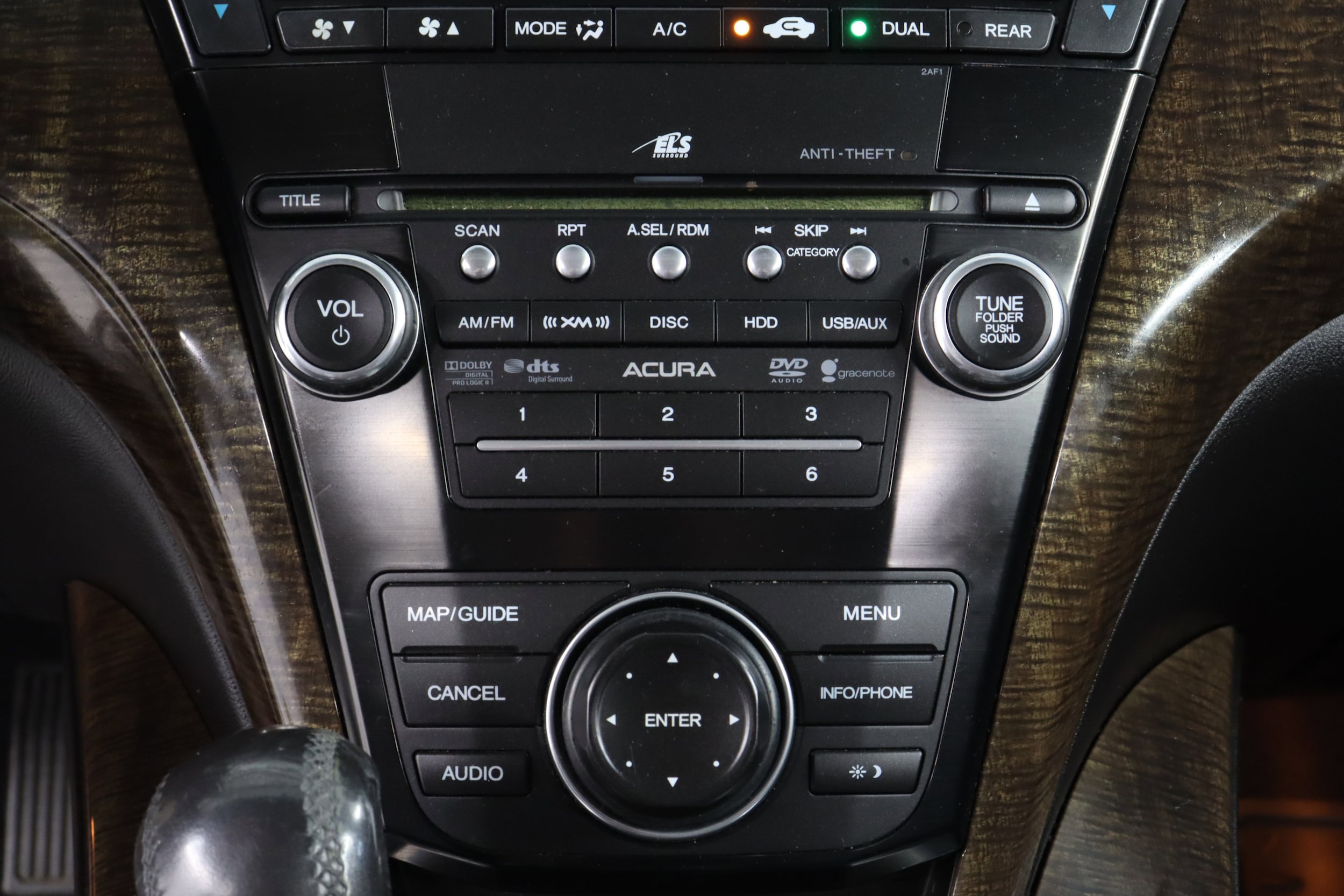 2013 Acura MDX 16