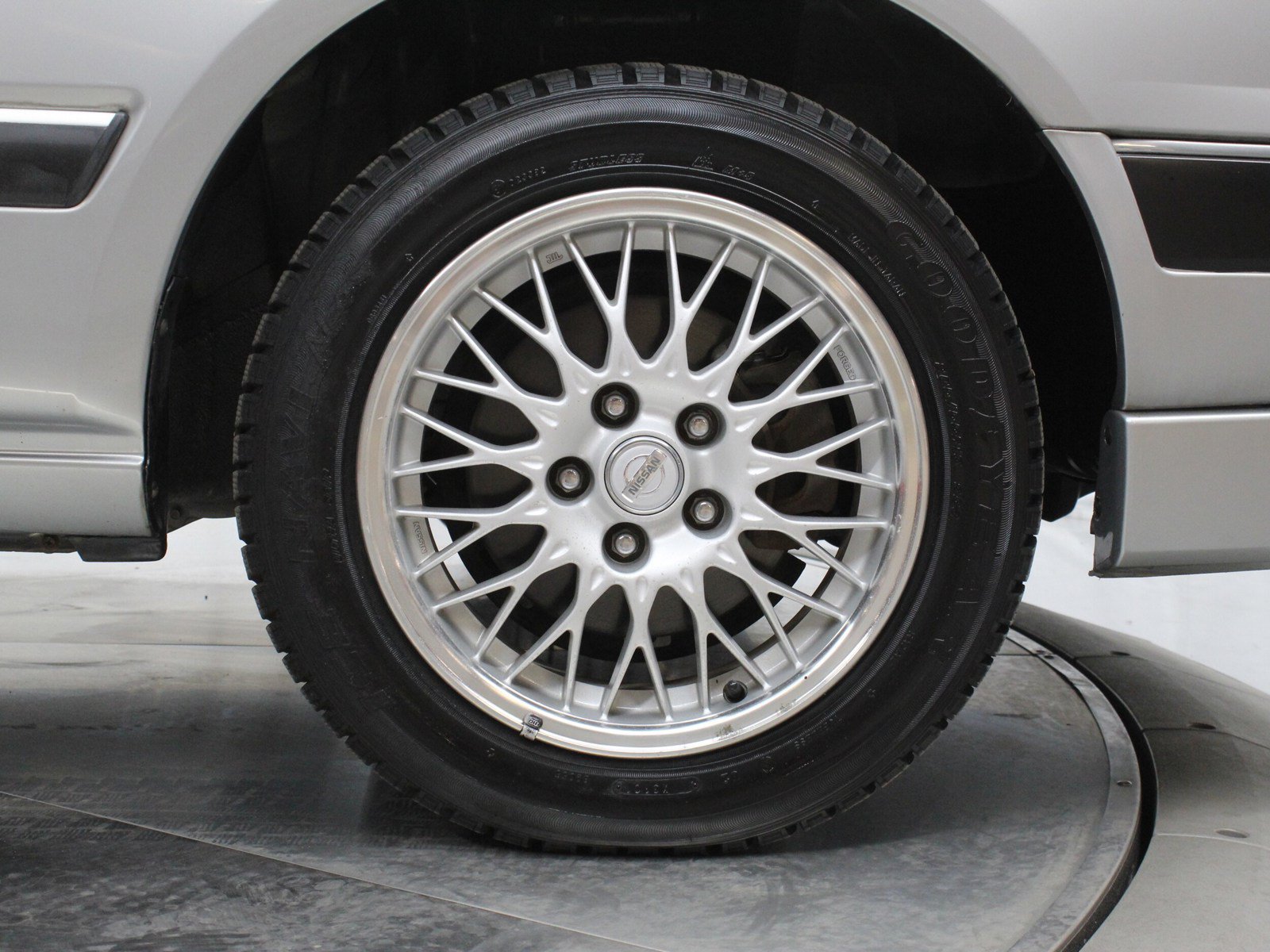 1997 Nissan Stagea 30
