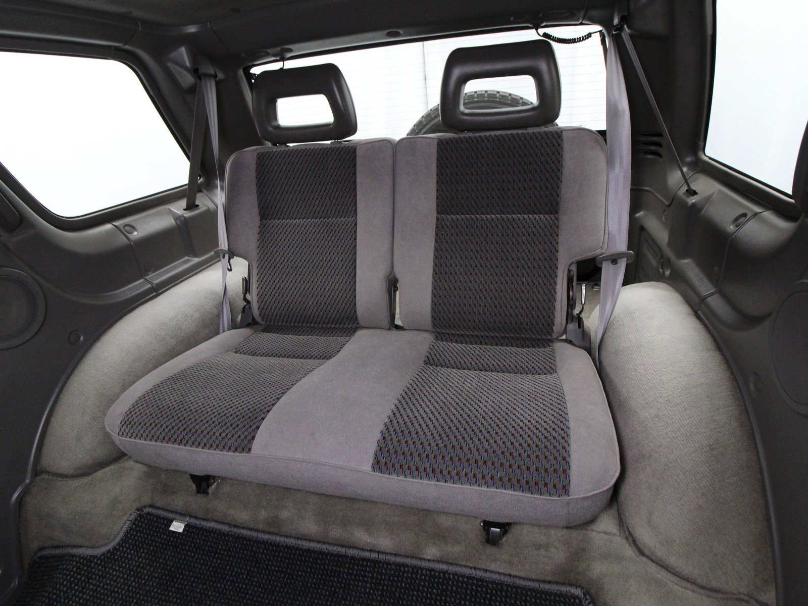 1995 Isuzu Mu 22