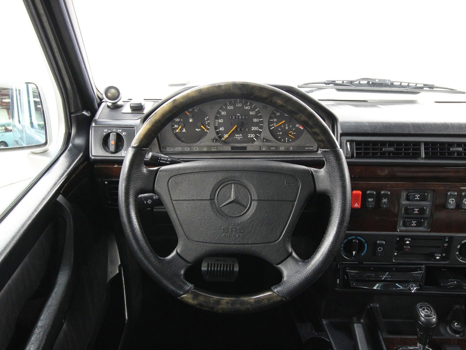 1995 Mercedes-Benz G320 10