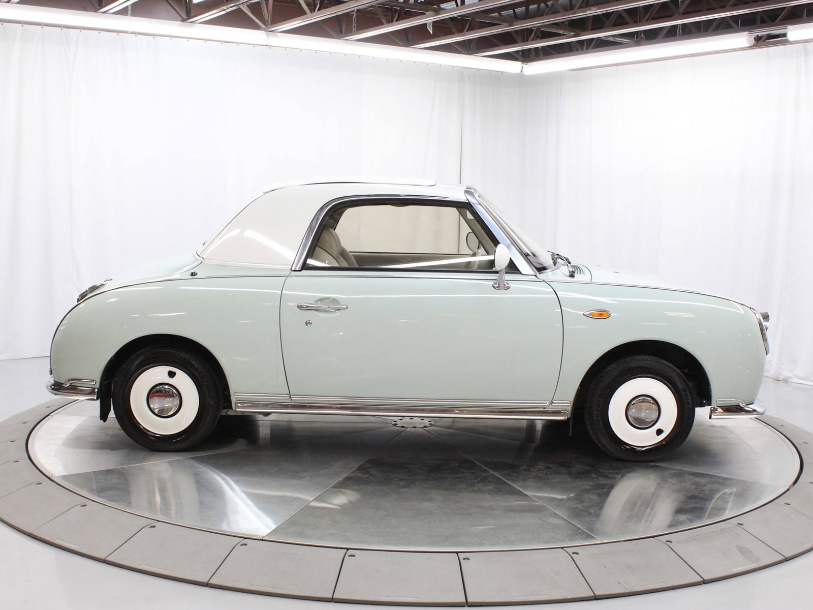 1991 Nissan Figaro 8