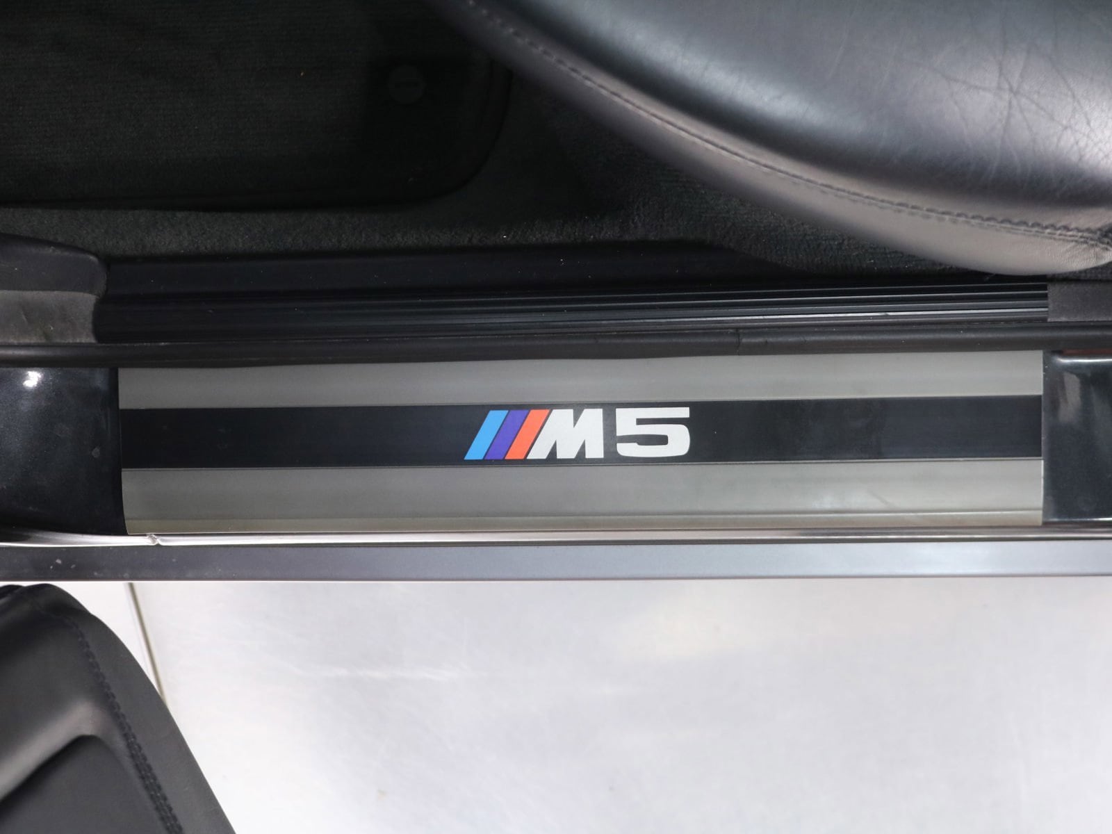 1993 BMW M5 73