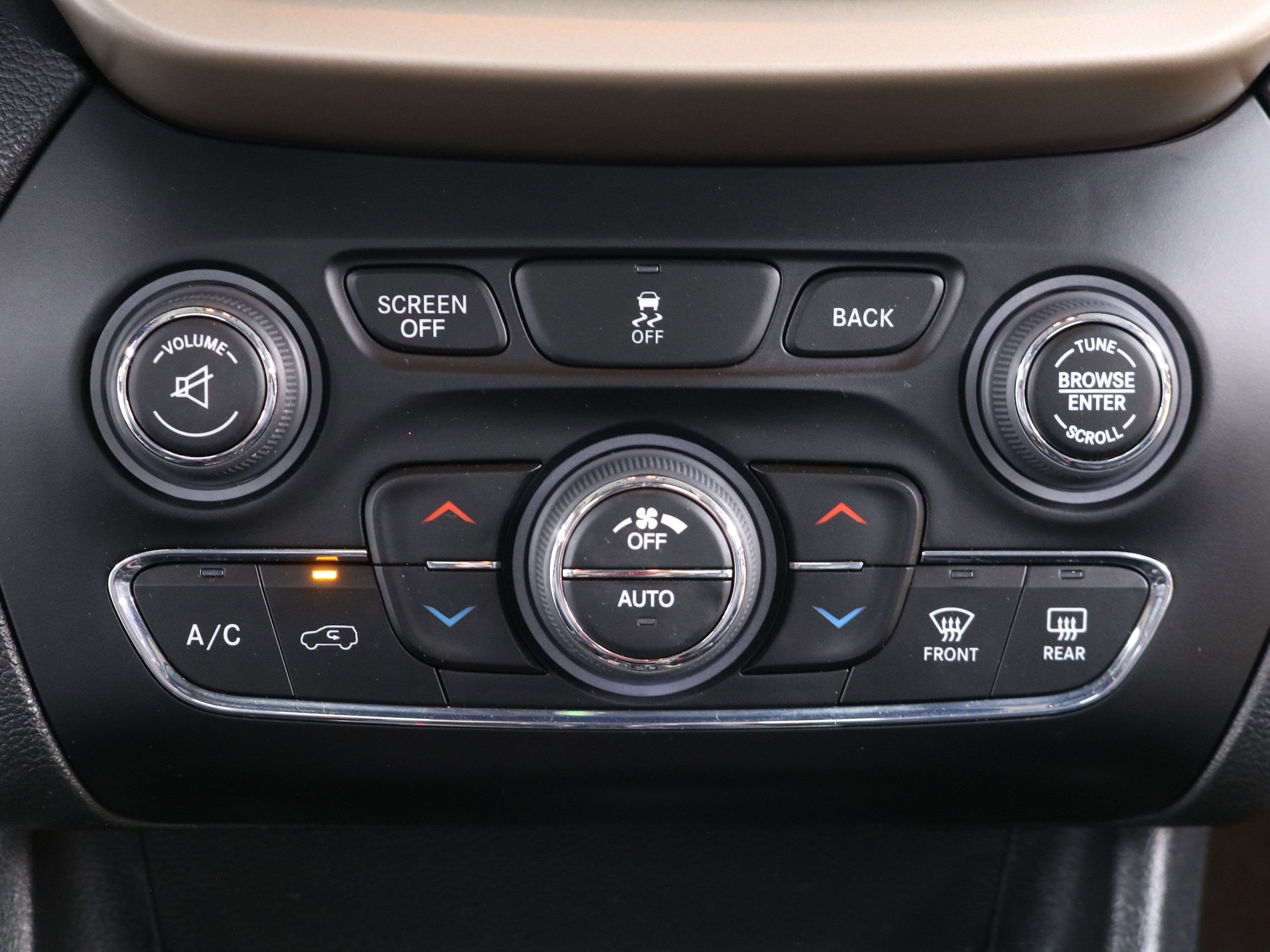 2014 Jeep Cherokee 13