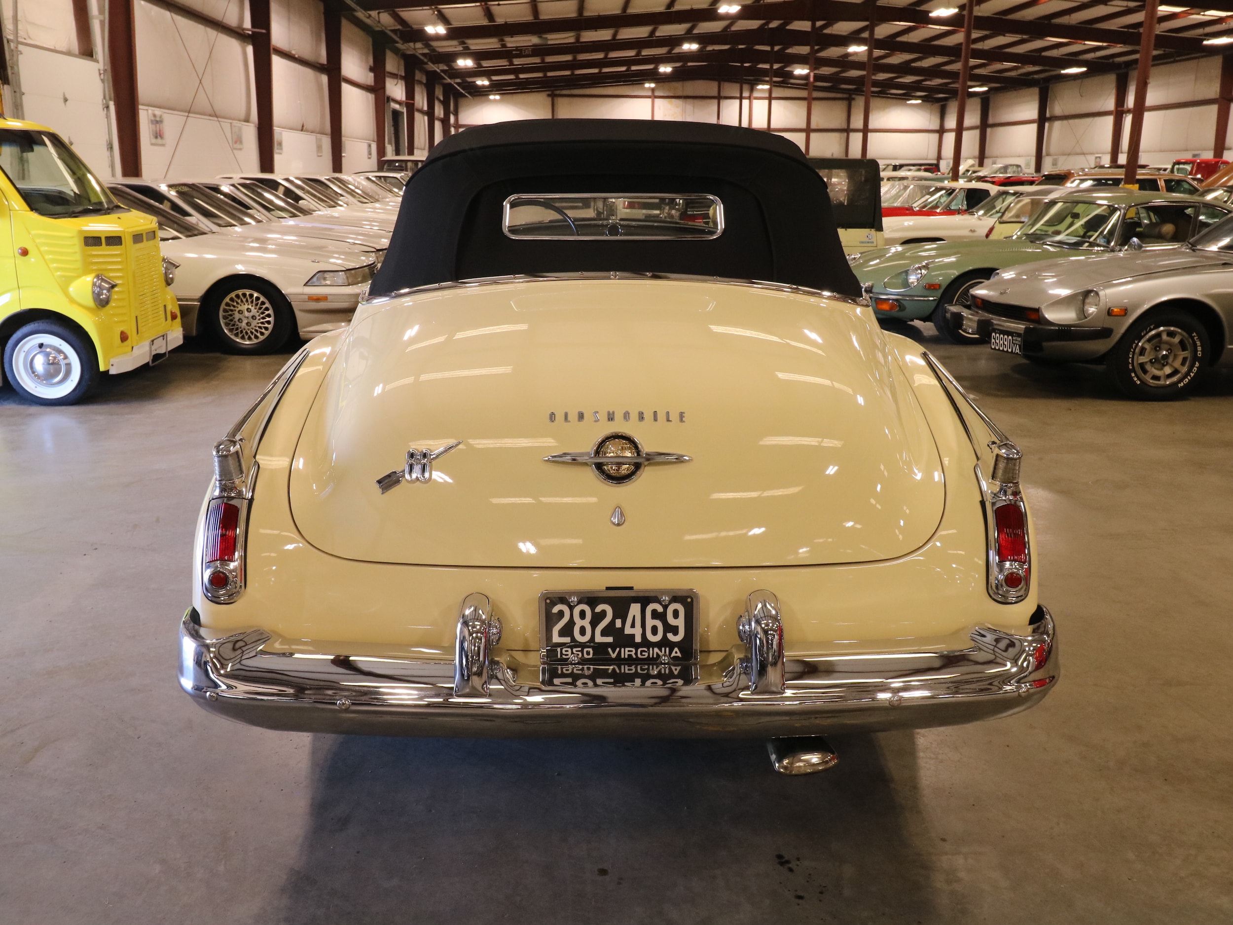 1950 Oldsmobile Rocket 88 6