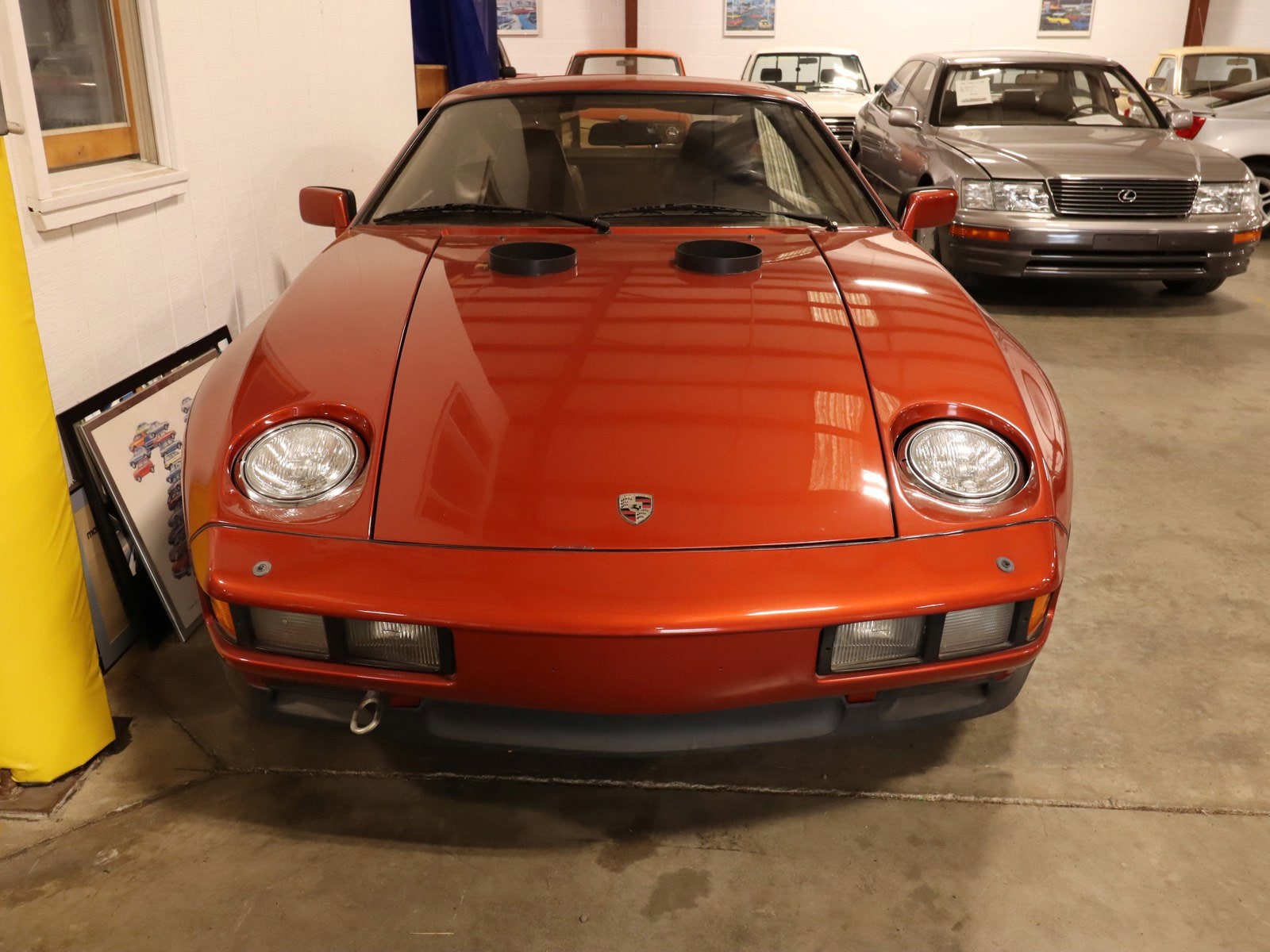 1982 Porsche 928 2
