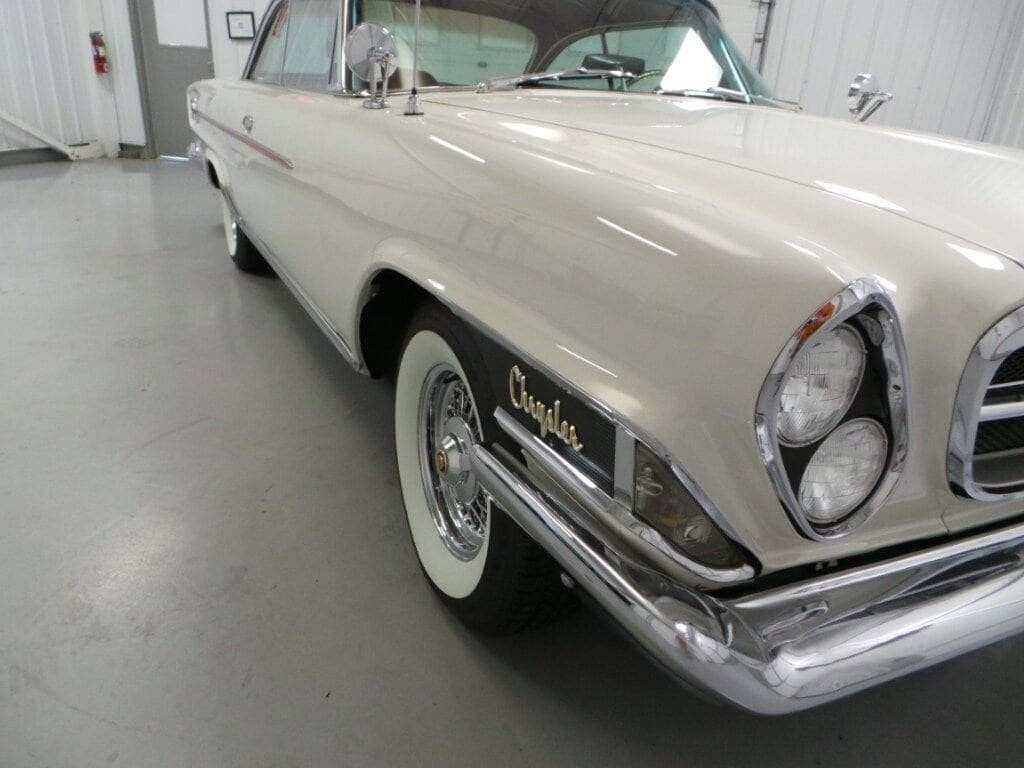 1962 Chrysler 300 35