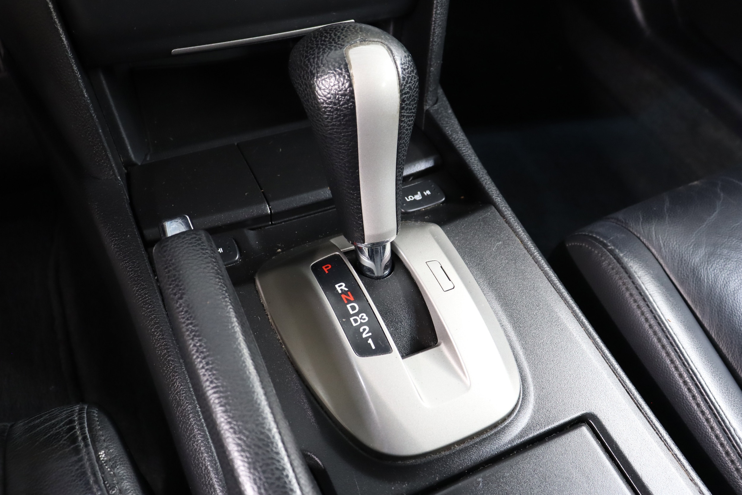 2009 Honda Accord Sdn 14