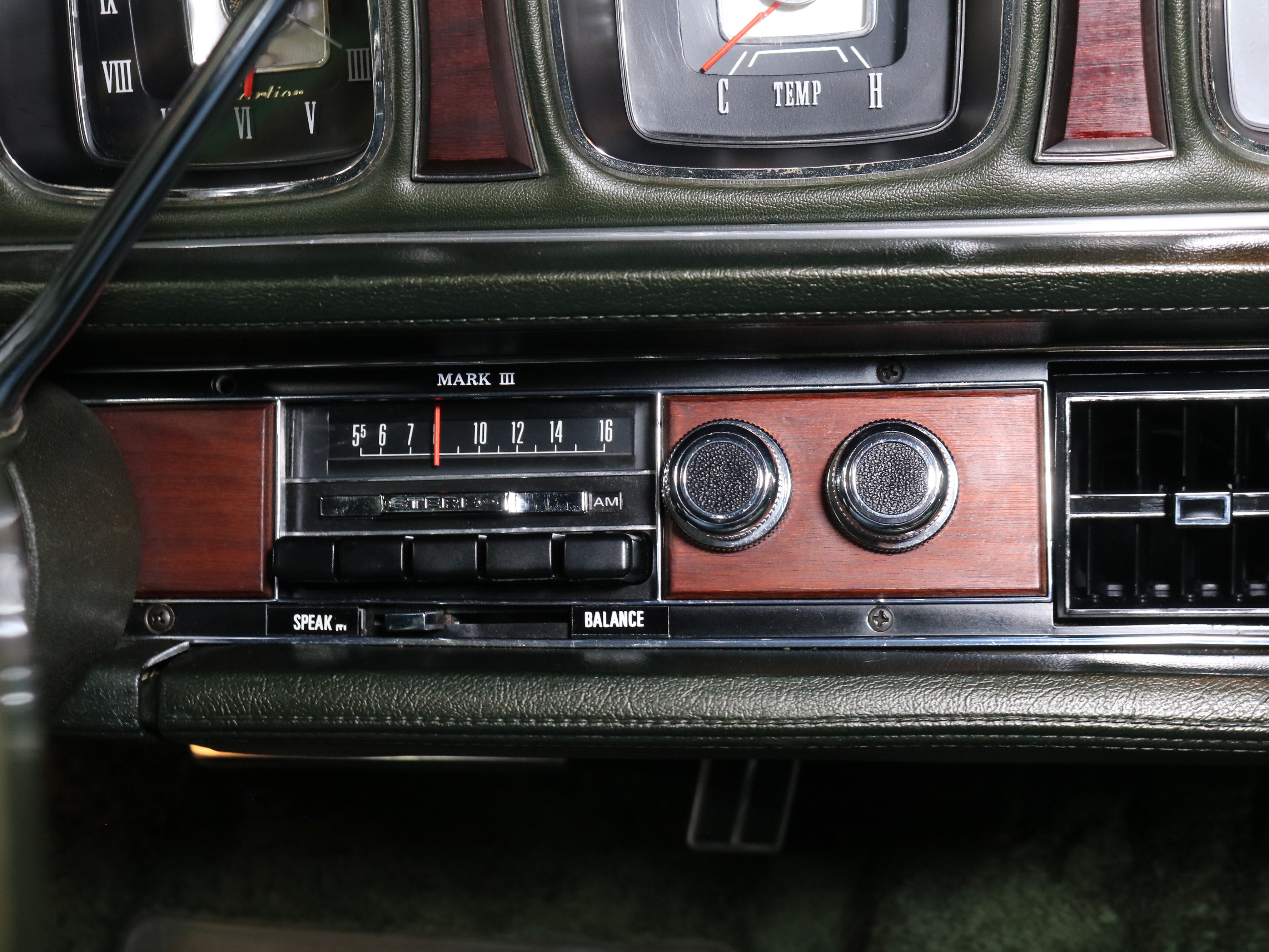 1970 Lincoln Mark III 13
