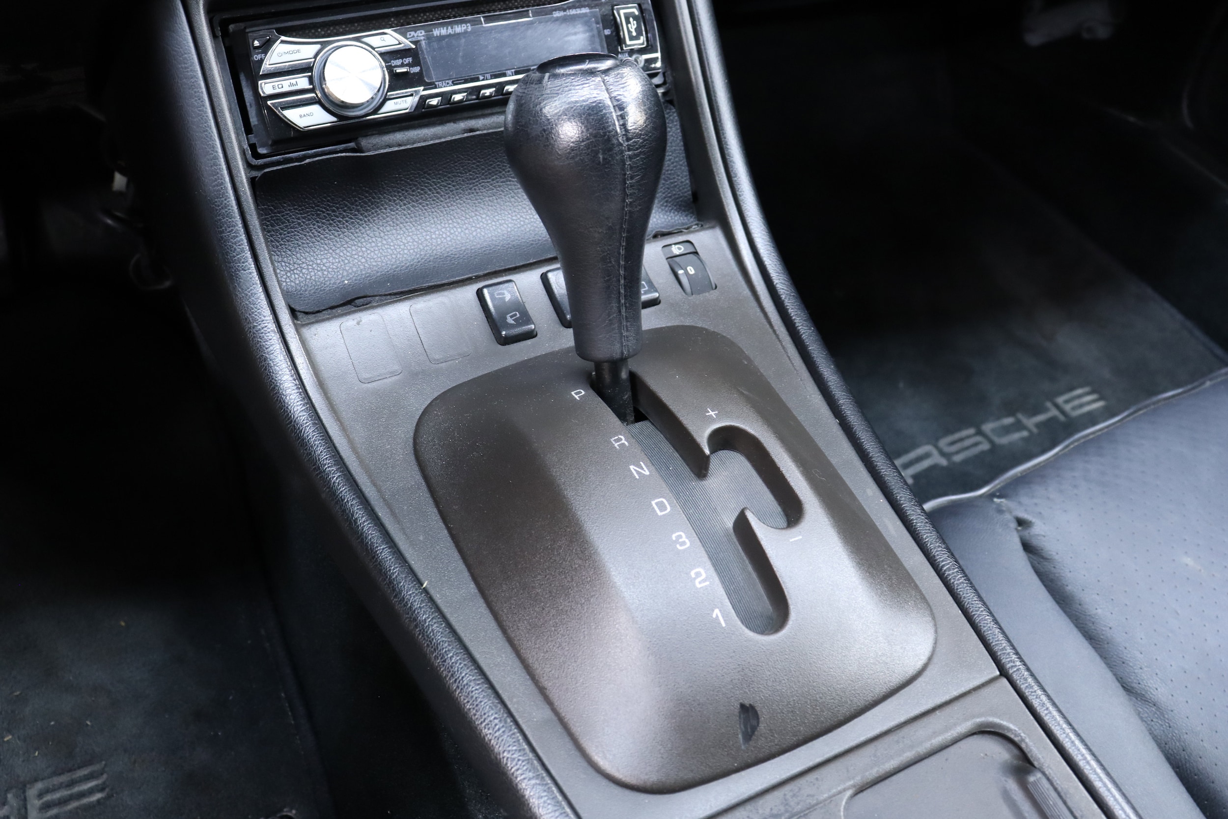 1994 Porsche 968 16