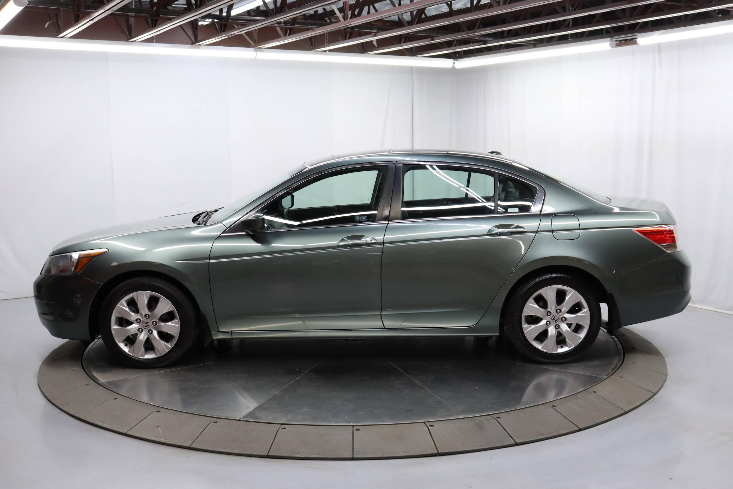 2009 Honda Accord Sdn 4