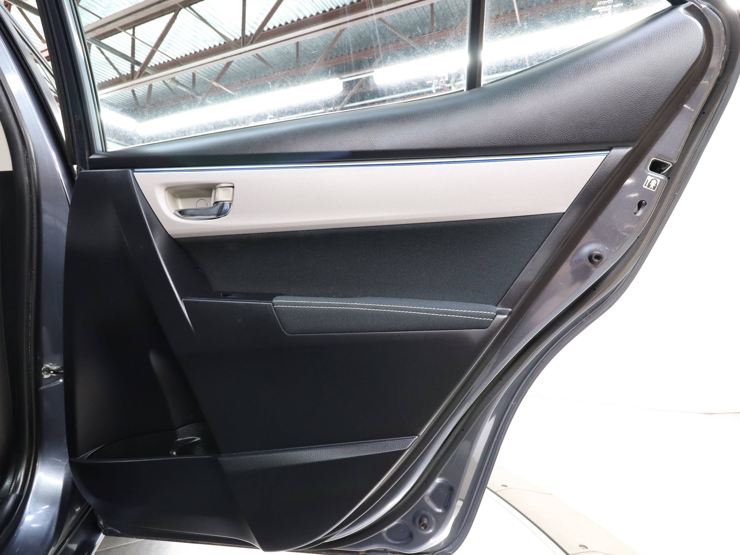 2014 Toyota Corolla 23