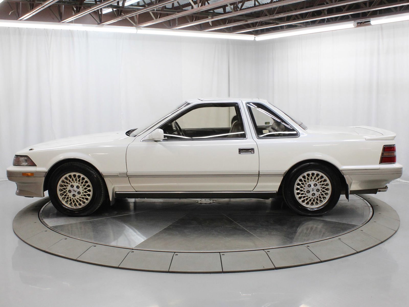 1989 Toyota Soarer 4