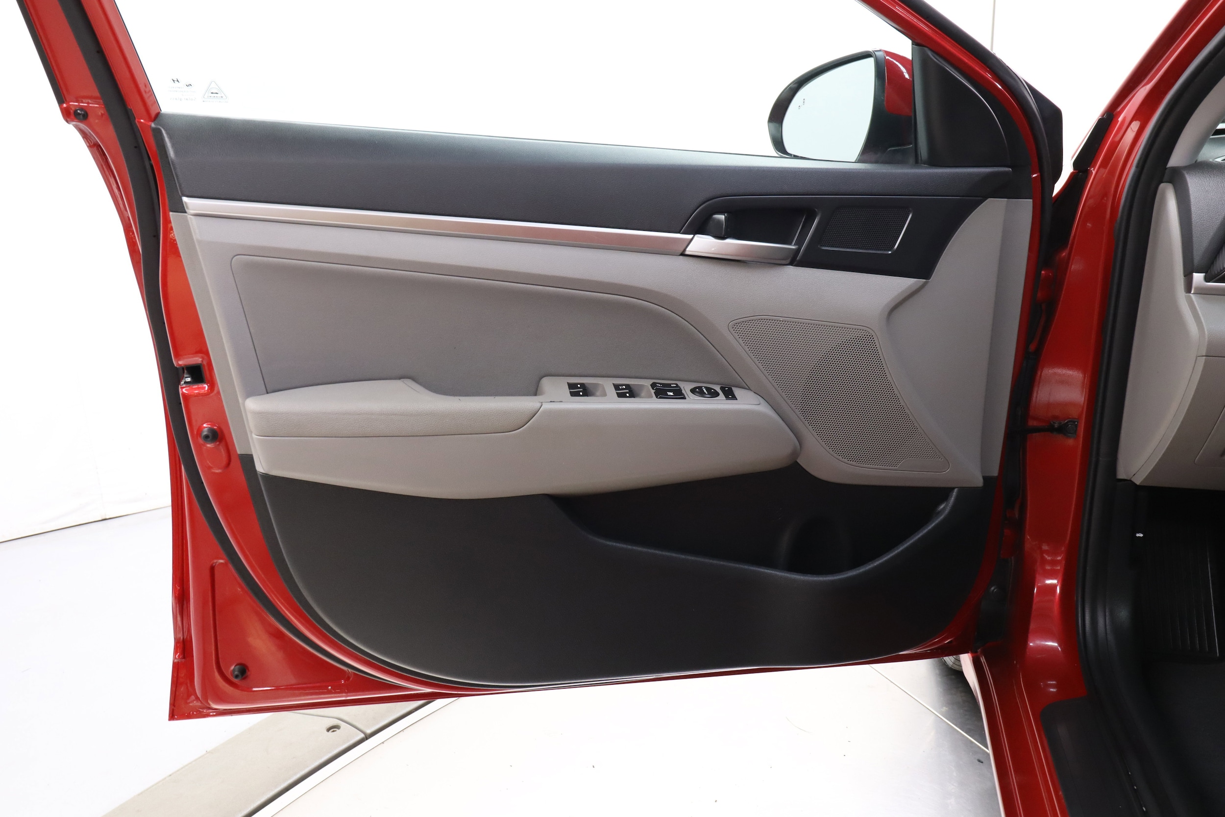 2020 Hyundai Elantra 20