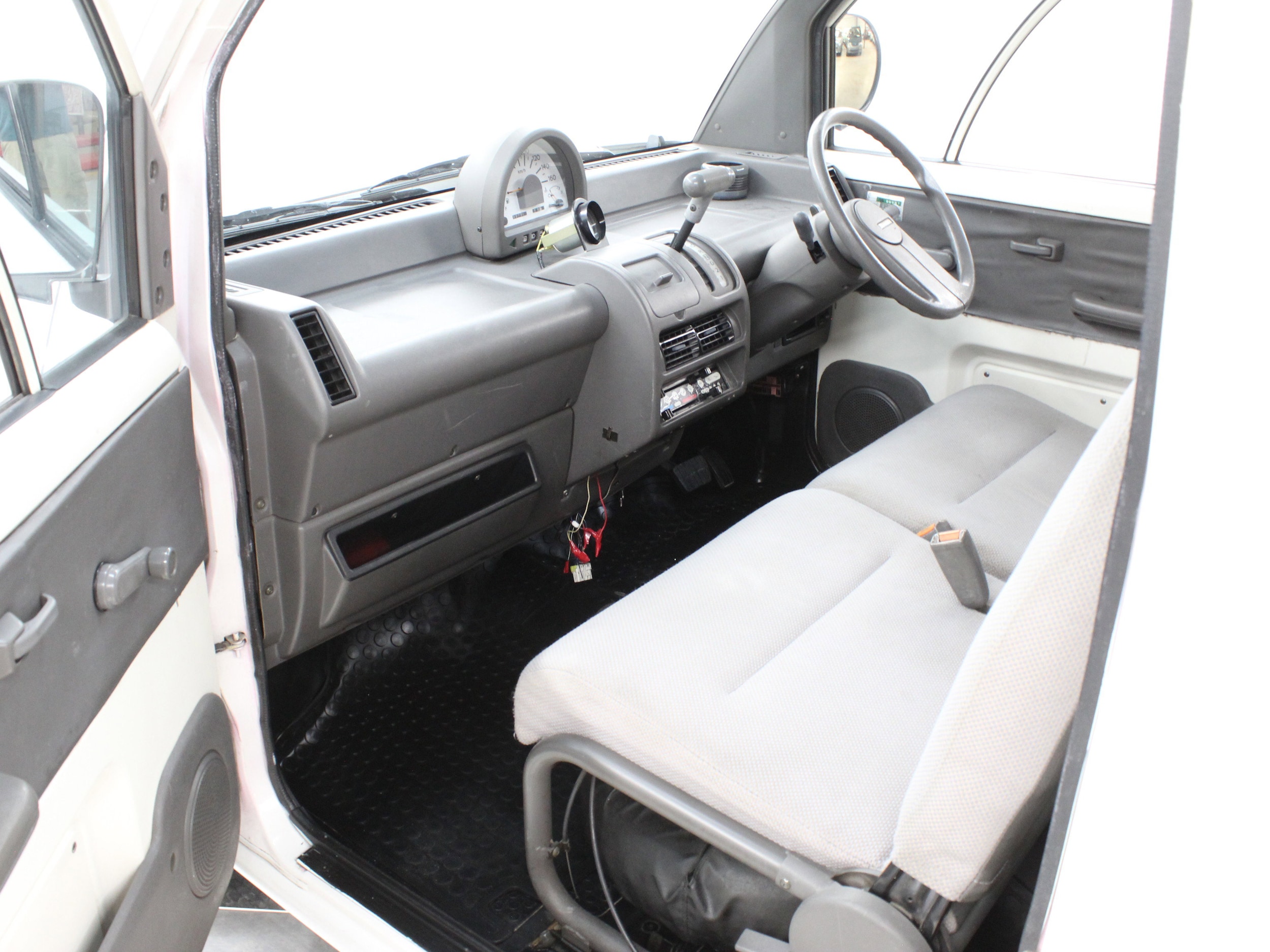 1989 Nissan S-Cargo 16