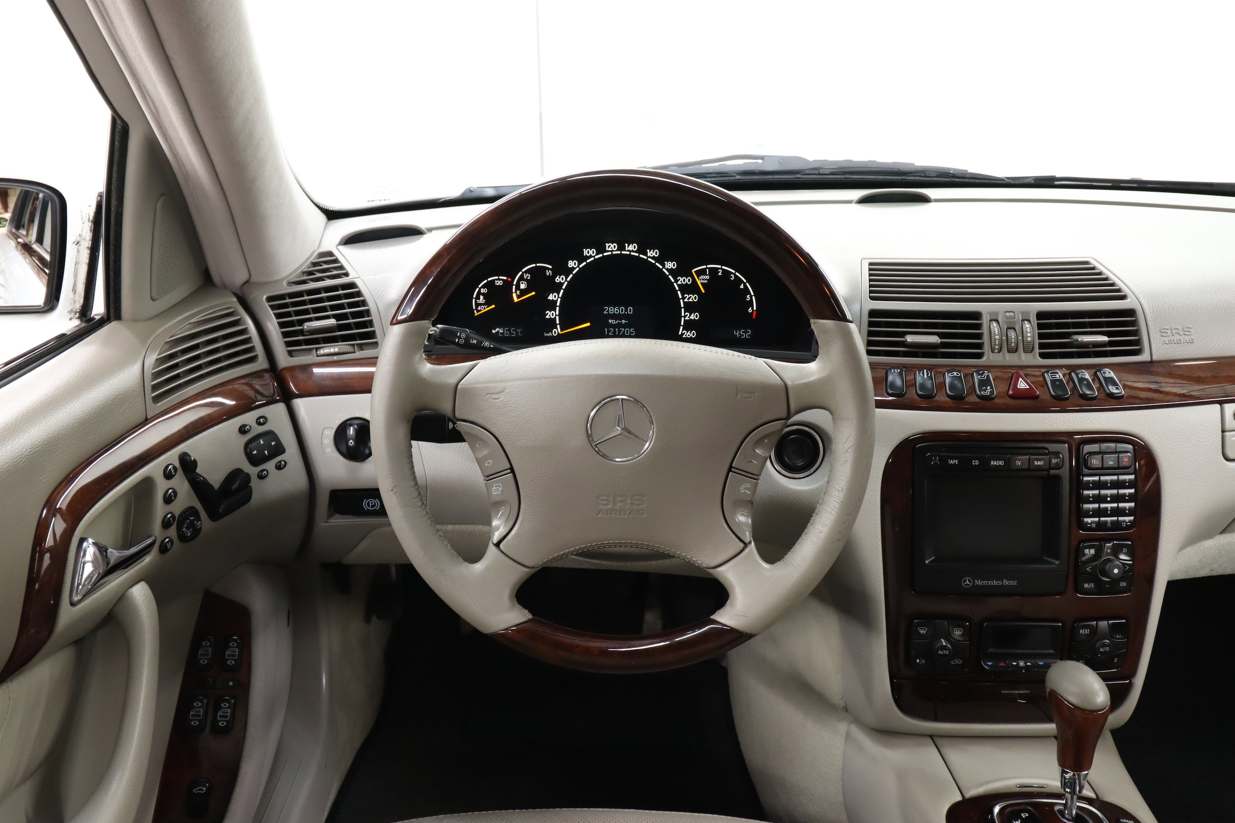 2000 Mercedes-Benz S500 12