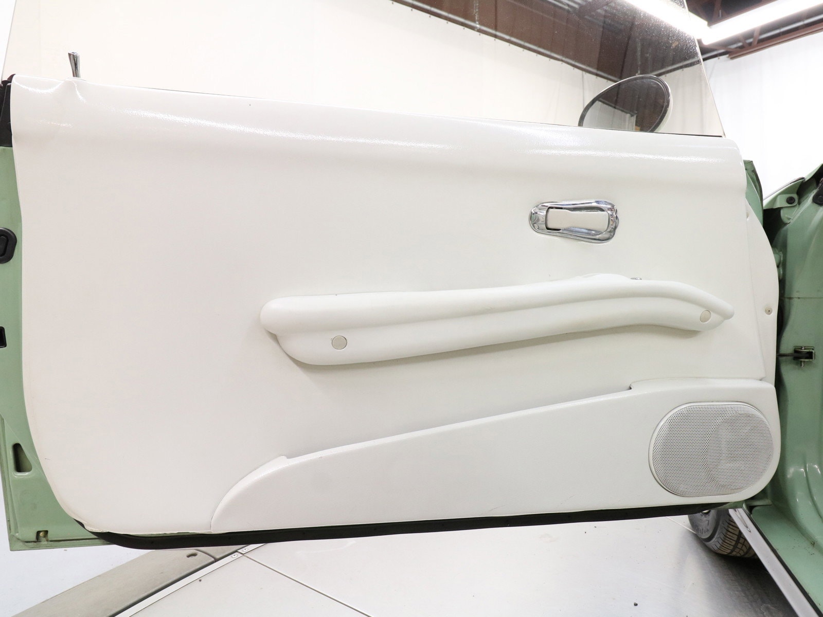 1992 Nissan Figaro 23
