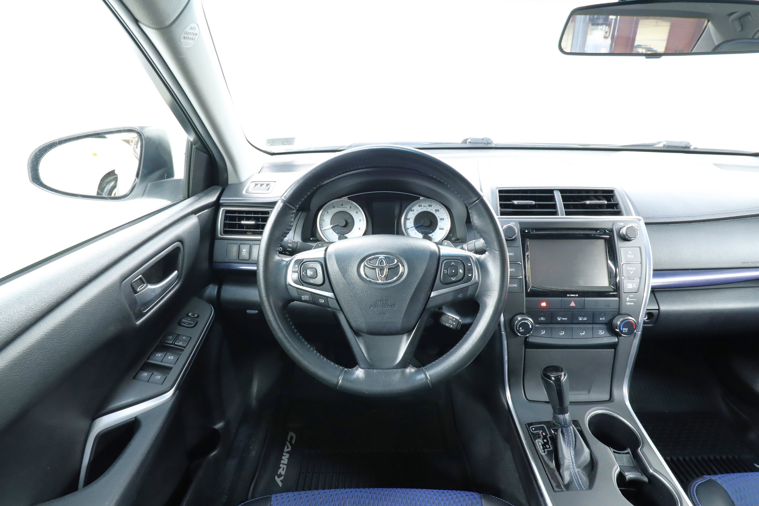 2016 Toyota Camry 10