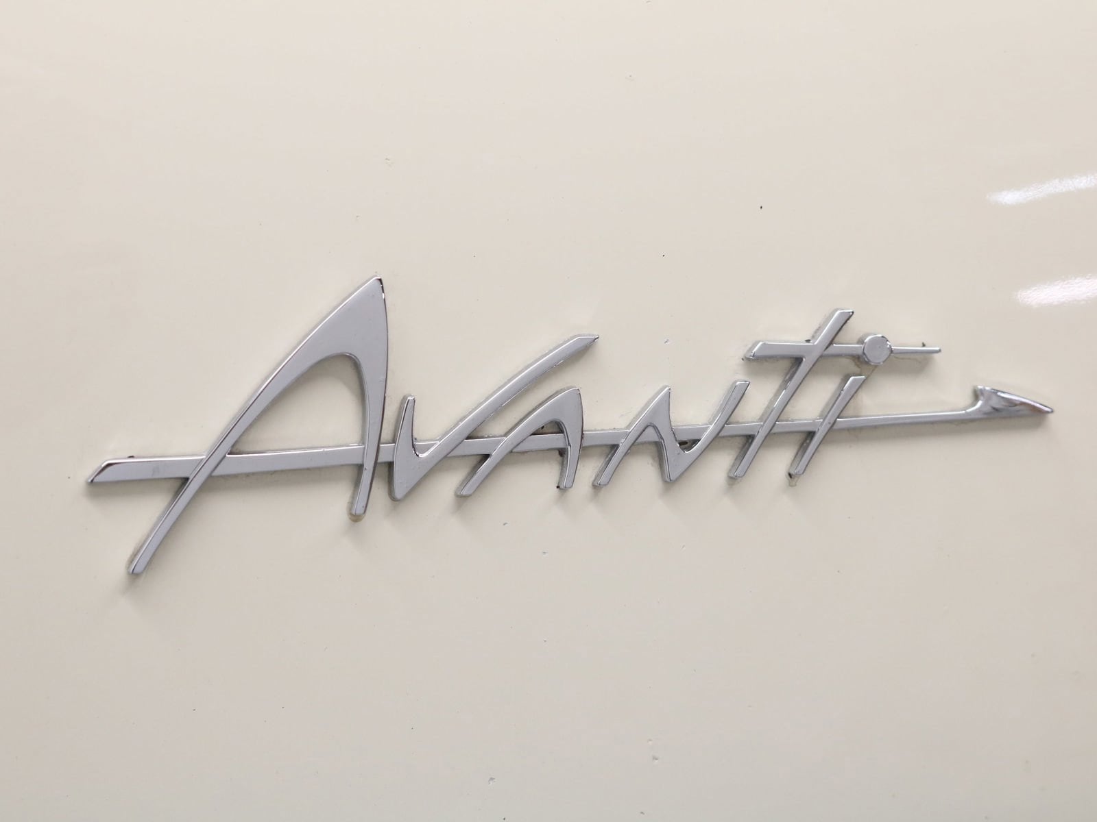 1963 Studebaker Avanti 69