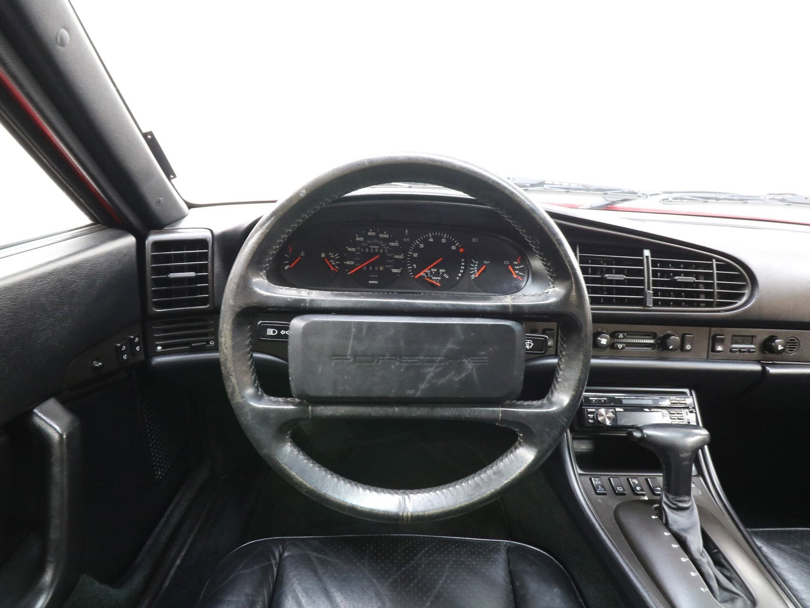 1986 Porsche 944 17