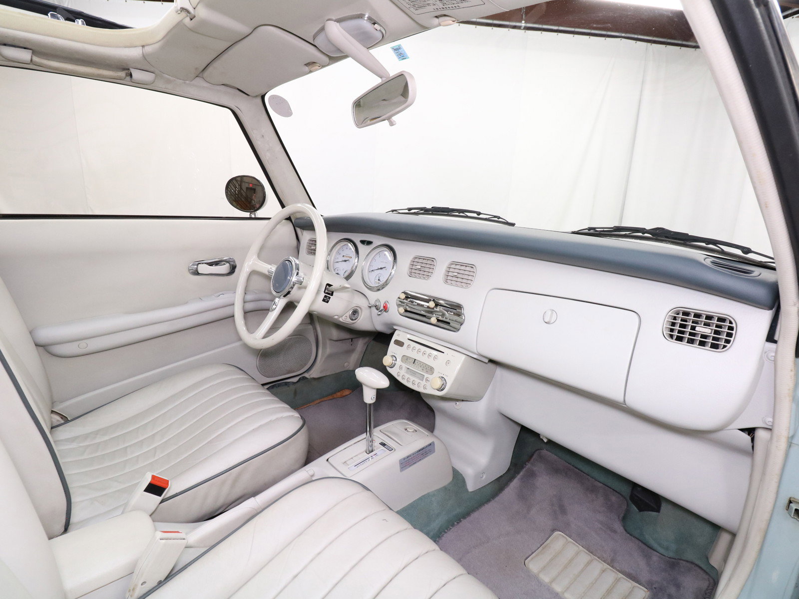 1991 Nissan Figaro 18