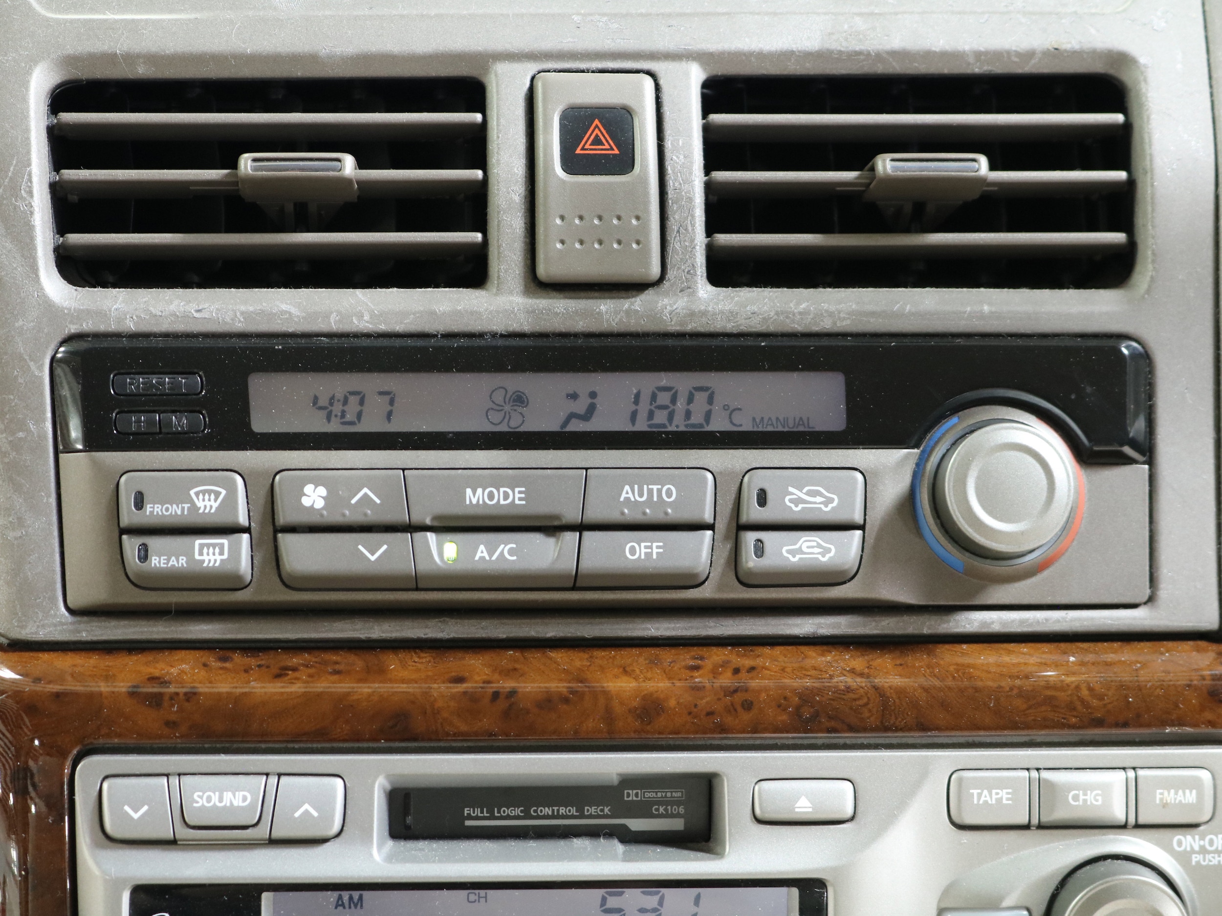 1999 Nissan Presage 12