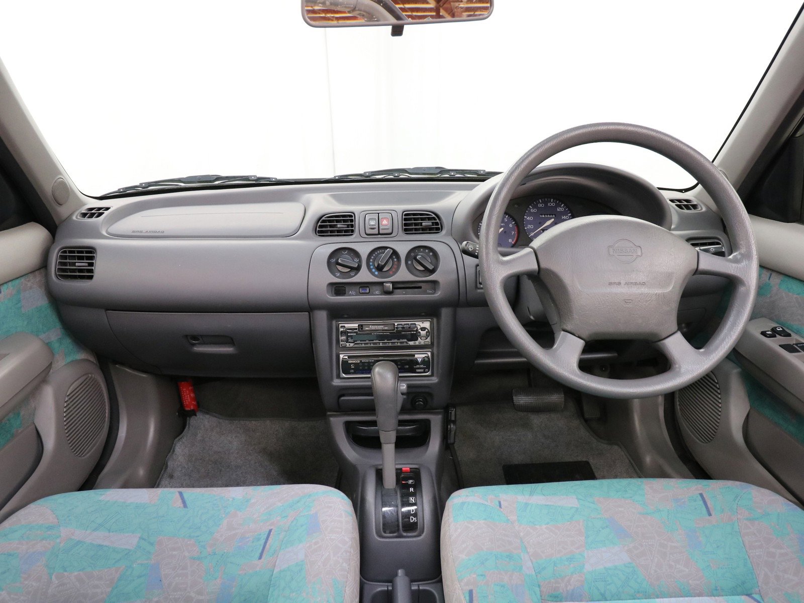 1998 Nissan March 42