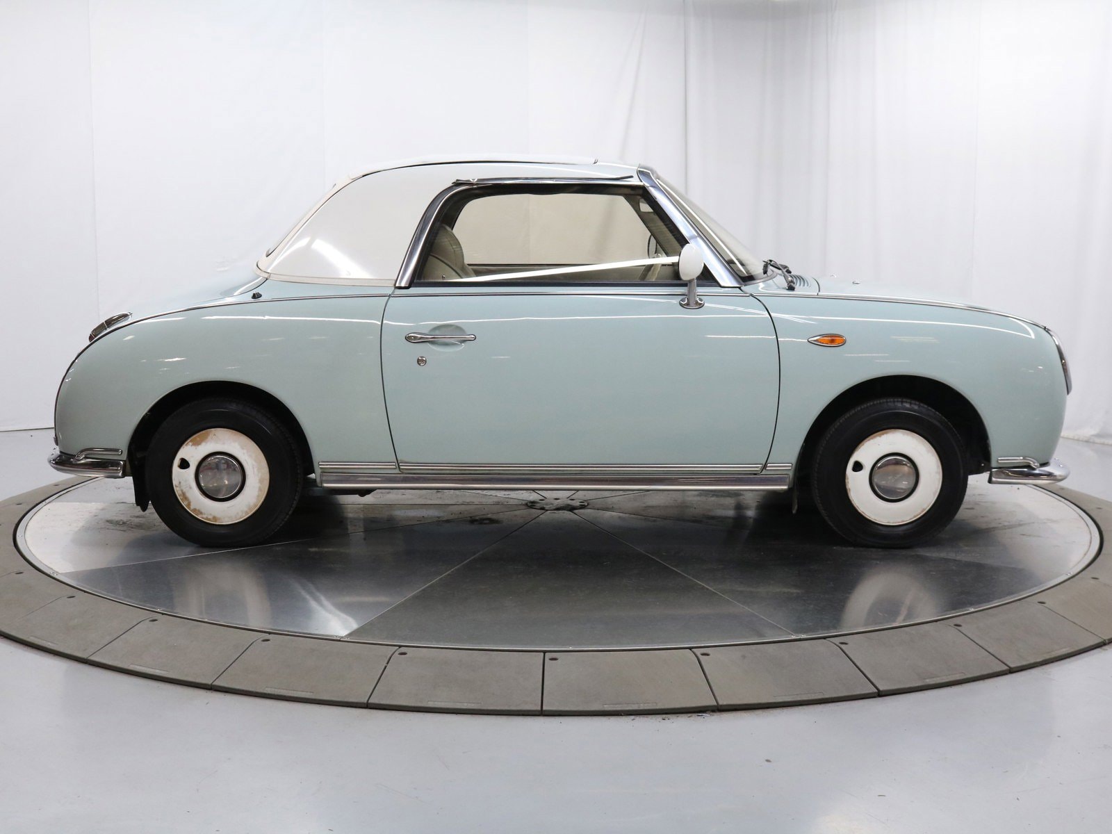 1991 Nissan Figaro 8