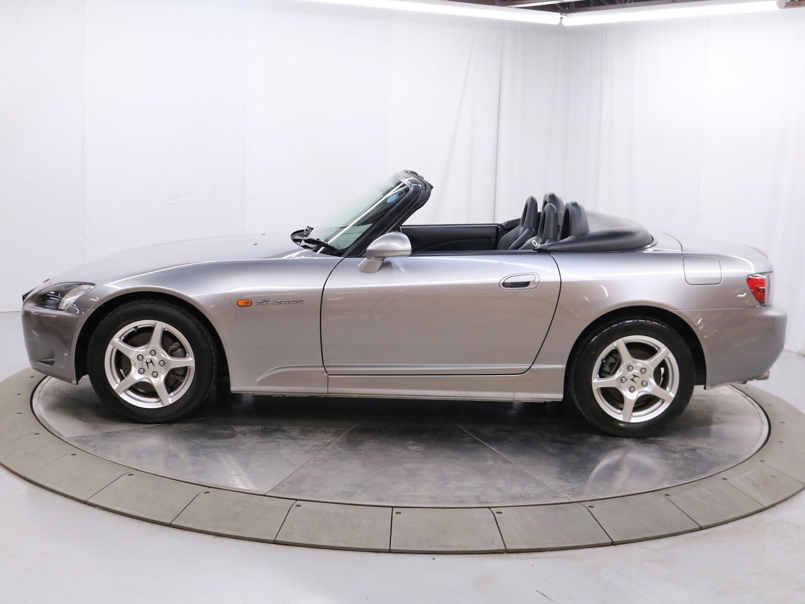 1999 Honda S2000 14