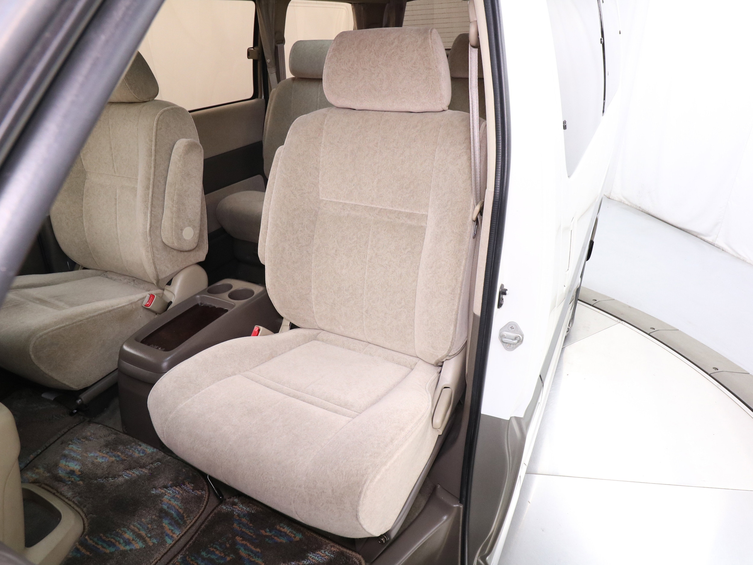 2000 Toyota Grand Hiace 17