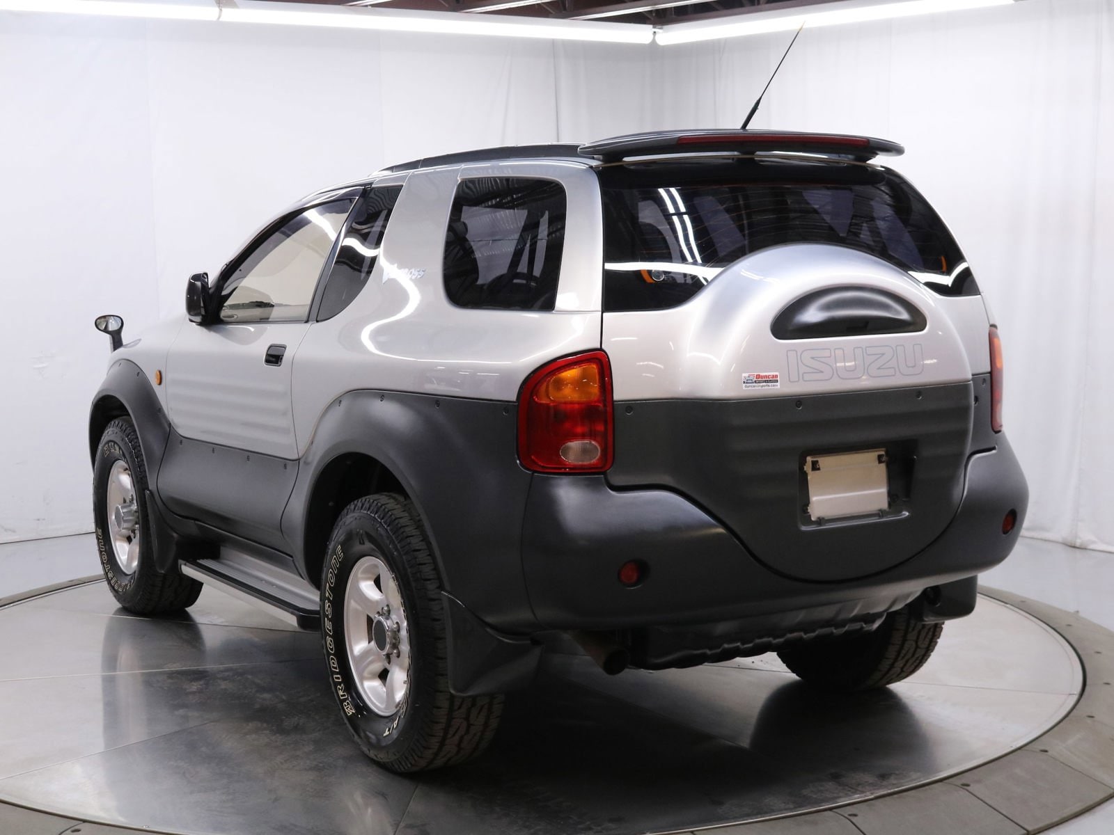 1997 Isuzu Vehicross 4