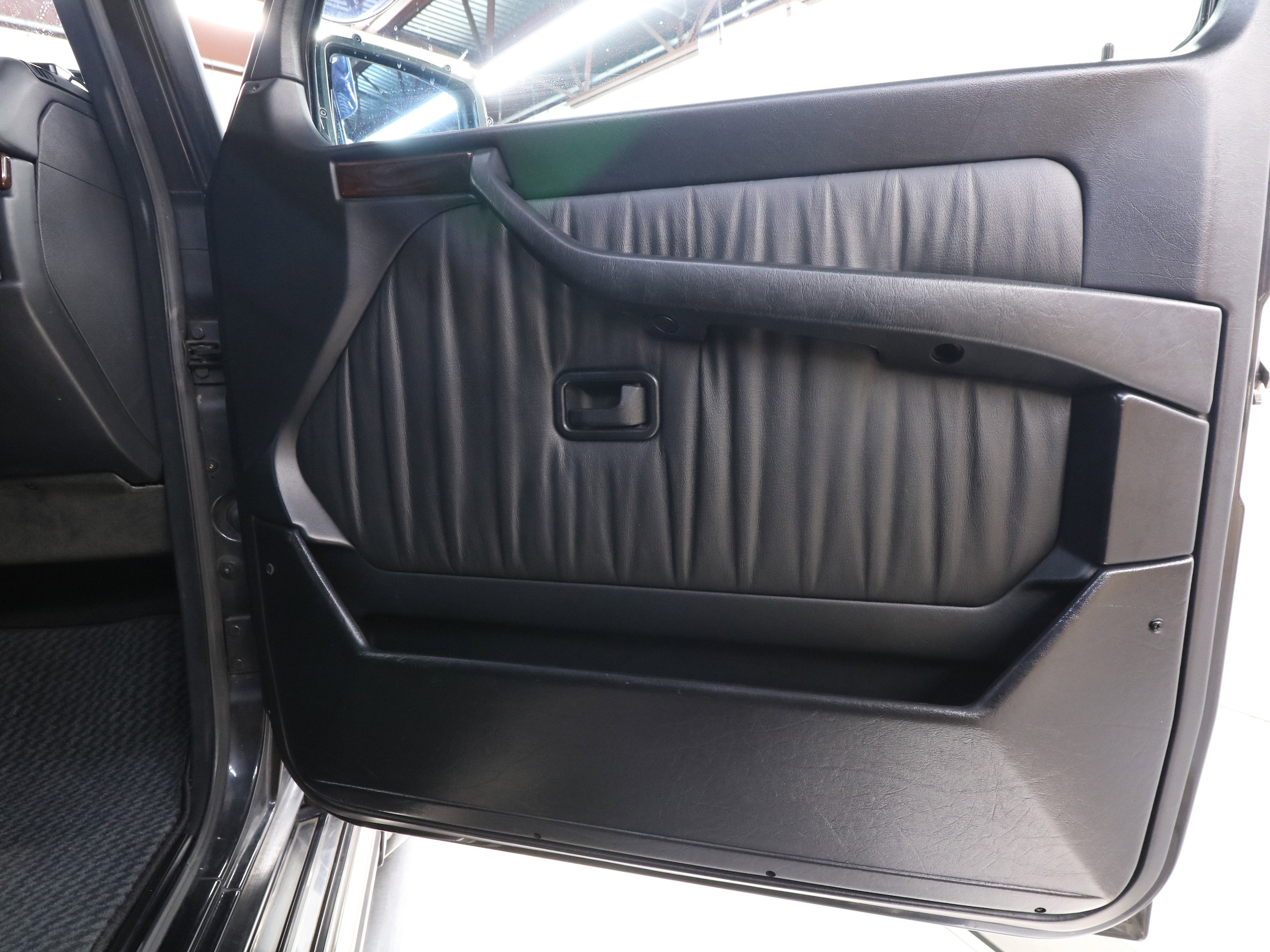 1995 Mercedes-Benz G320 22